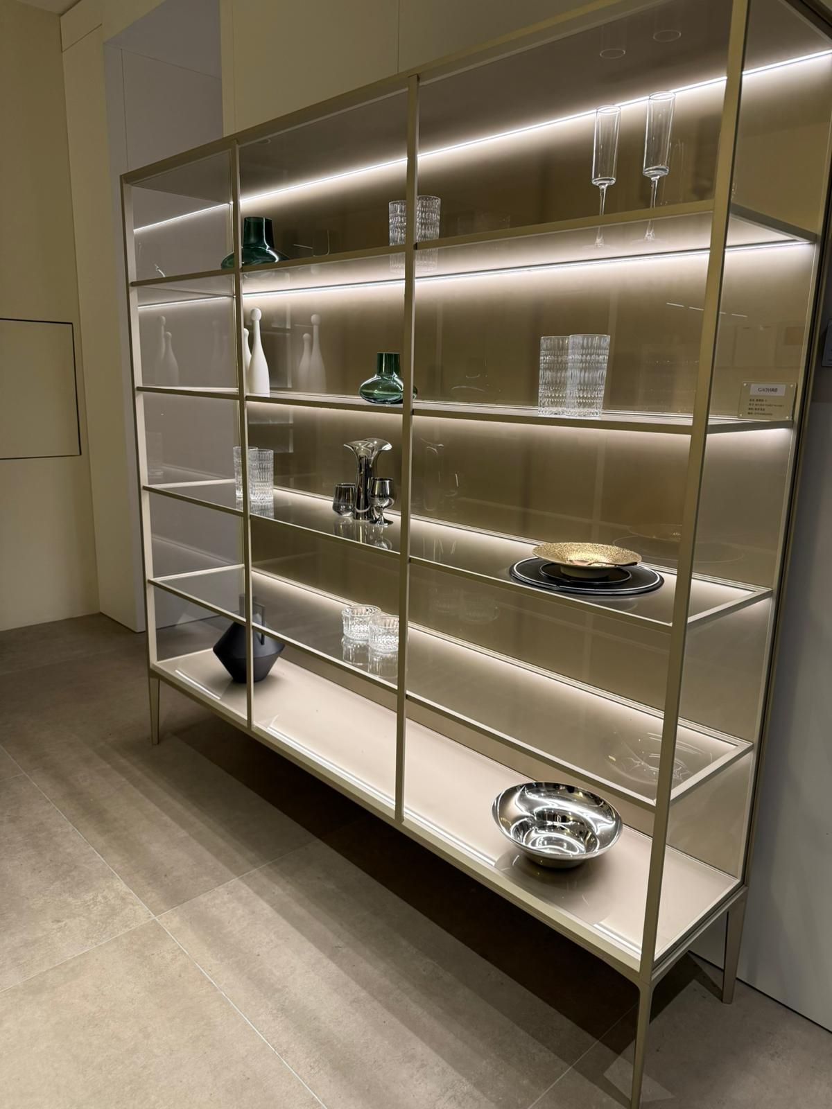 Customized luxury carpentry