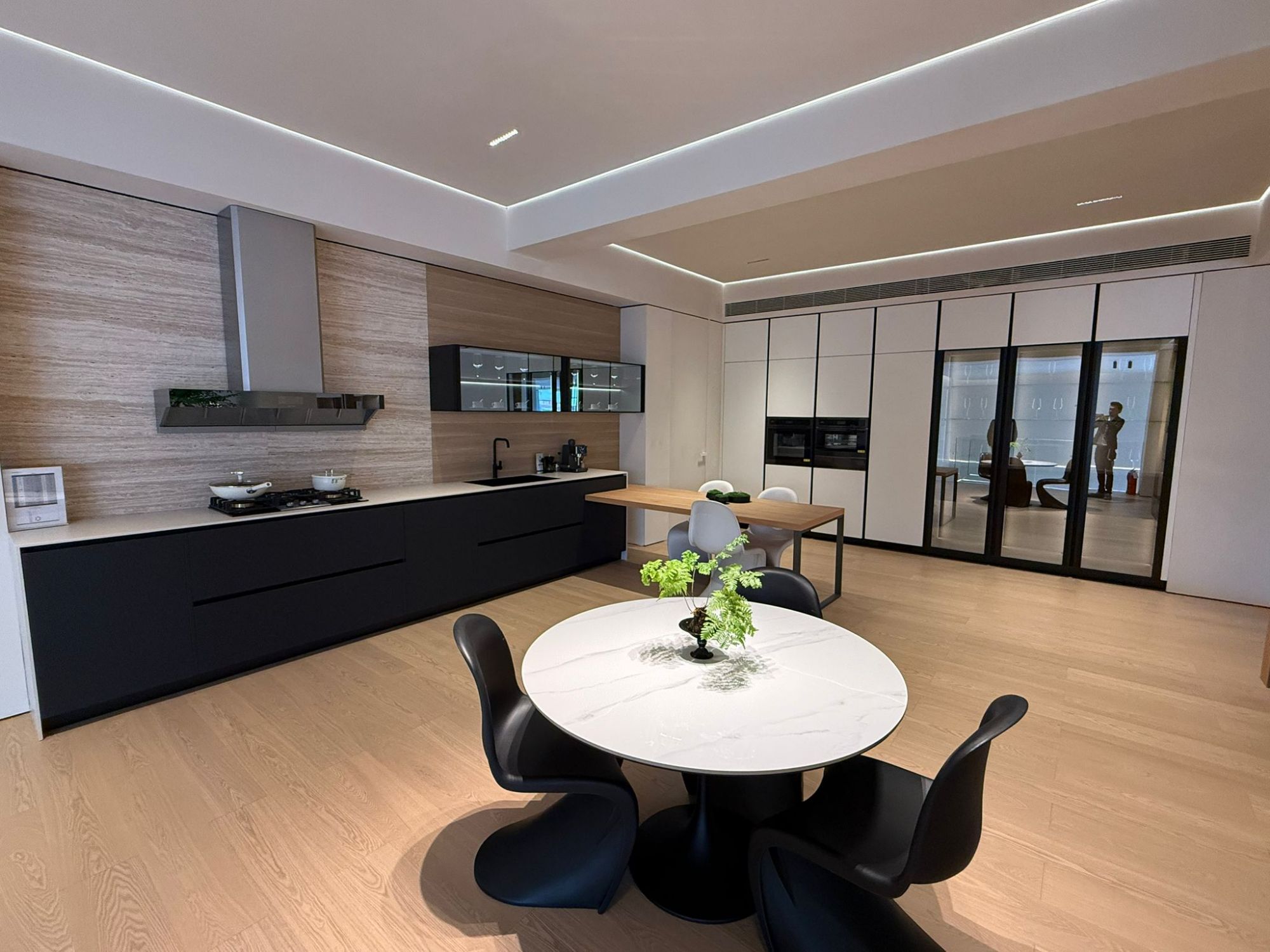 Luxurious-bespoke-home-design