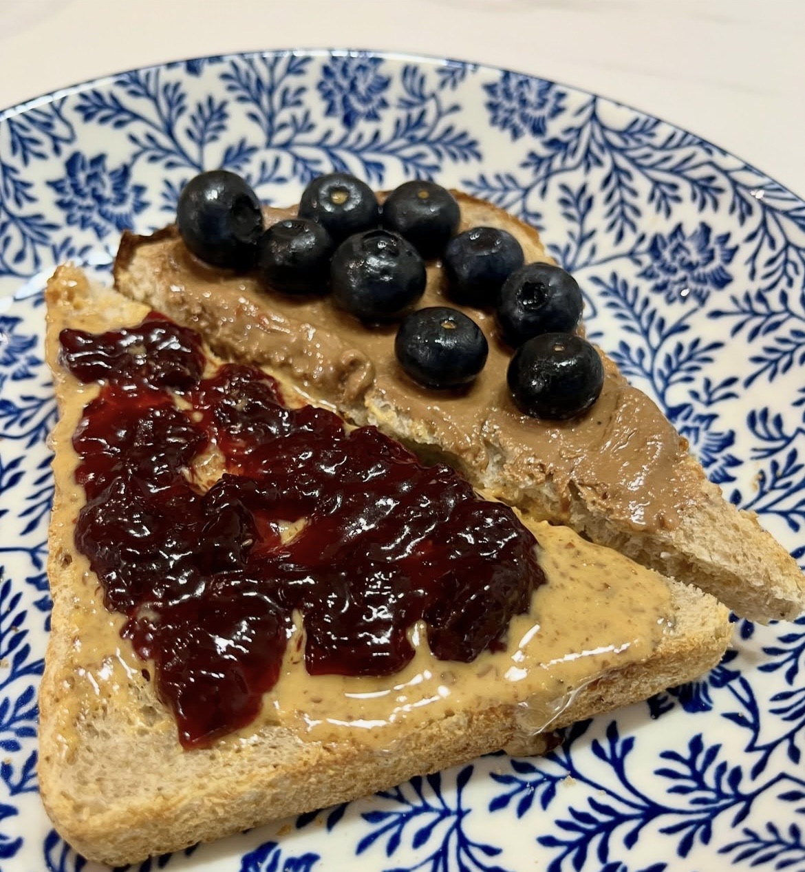 Start your day right with these lovely breakfast toasties!