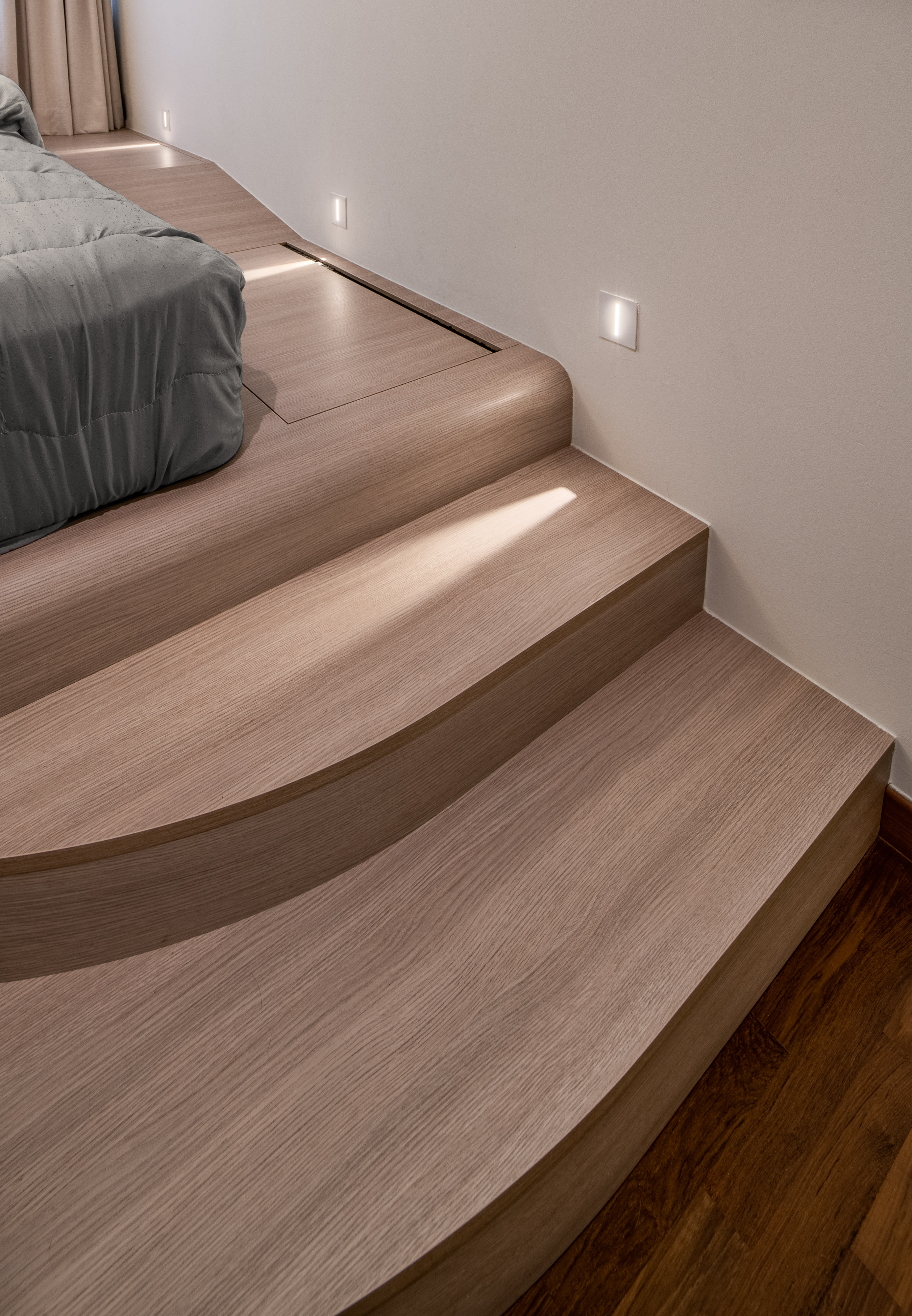 Tweaks-for-maximum-impact-:-Lighting-&-Texture