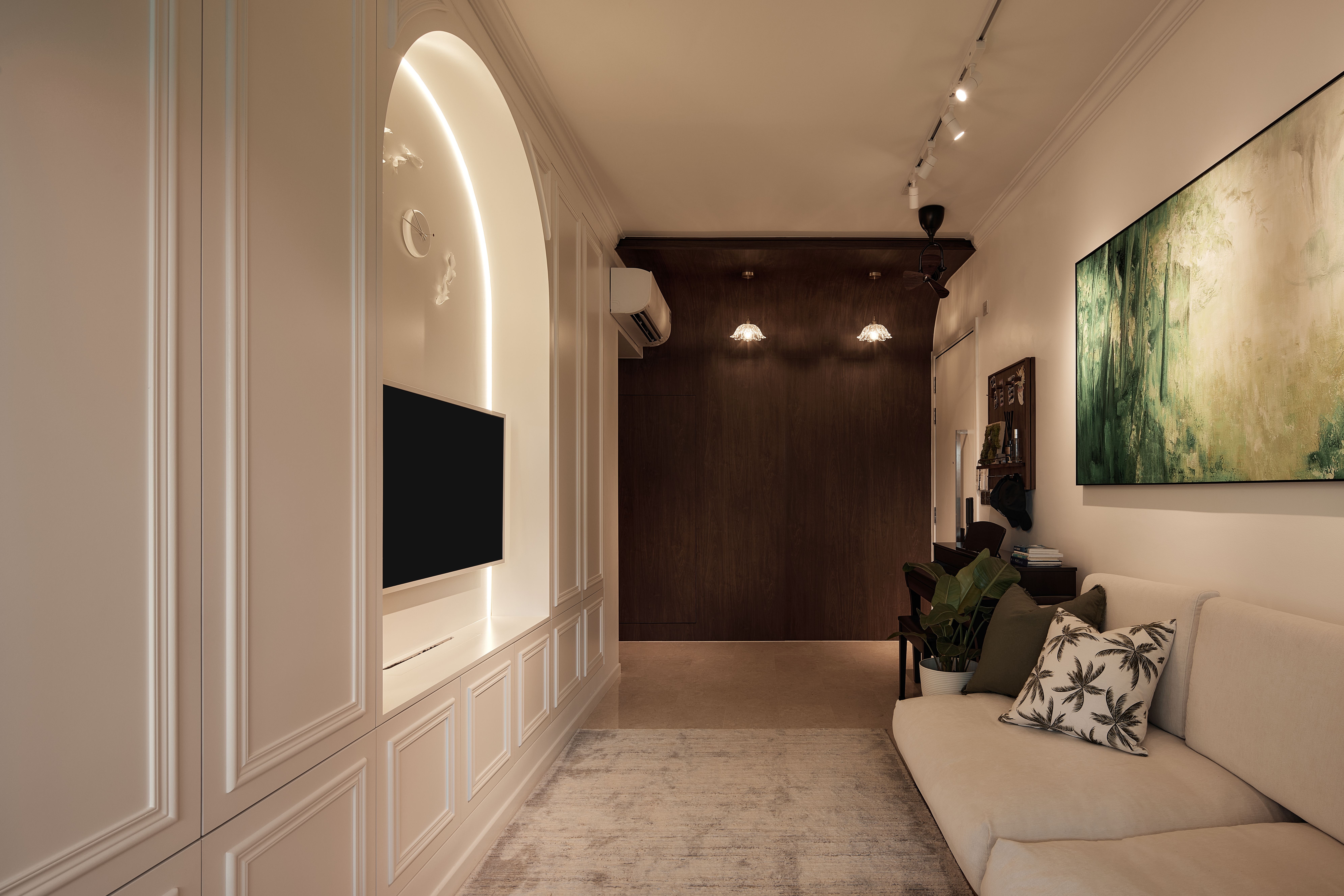 House Flipping : A Modern French Colonial Home