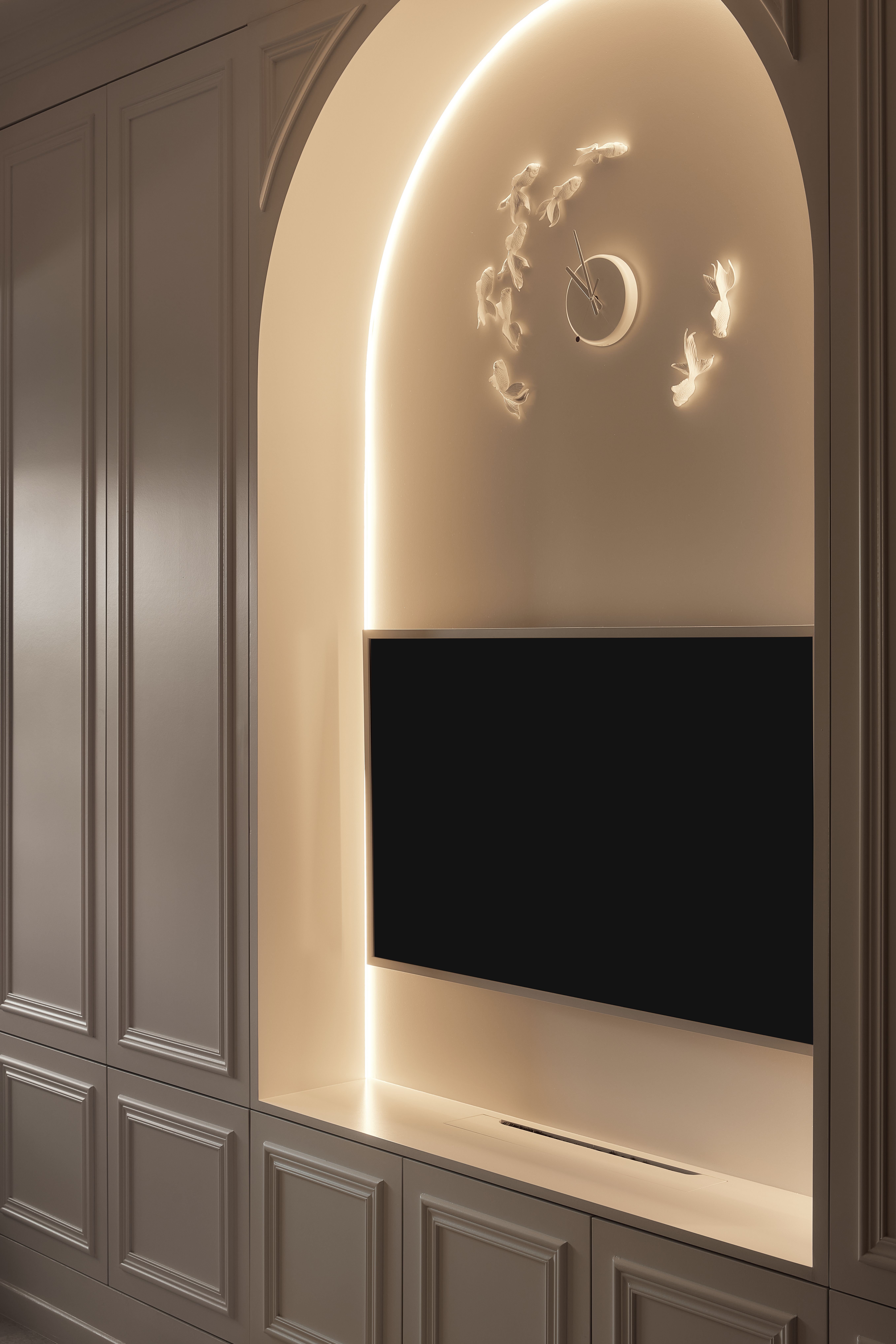 House Flipping : A Modern French Colonial Home