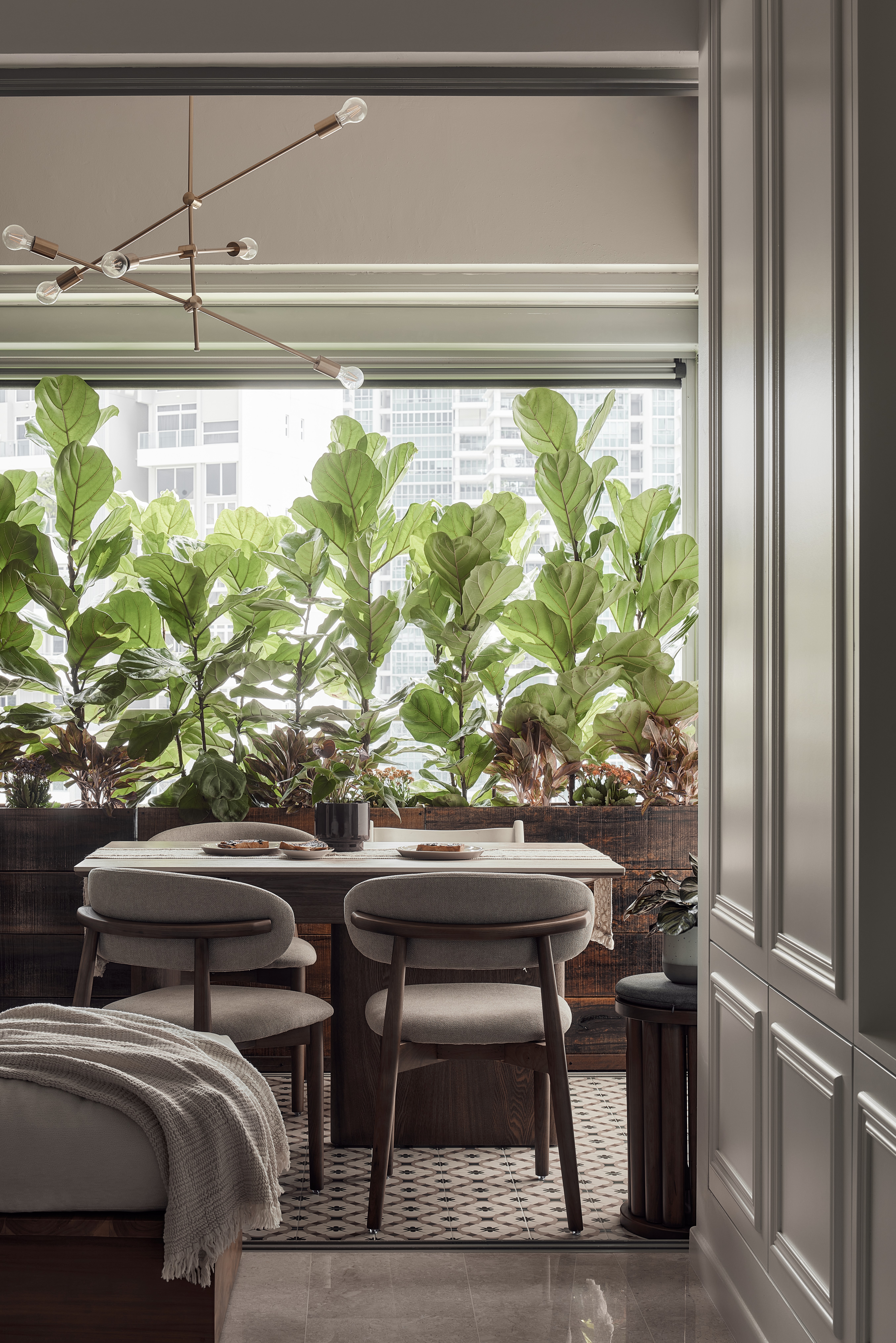 House Flipping : A Modern French Colonial Home