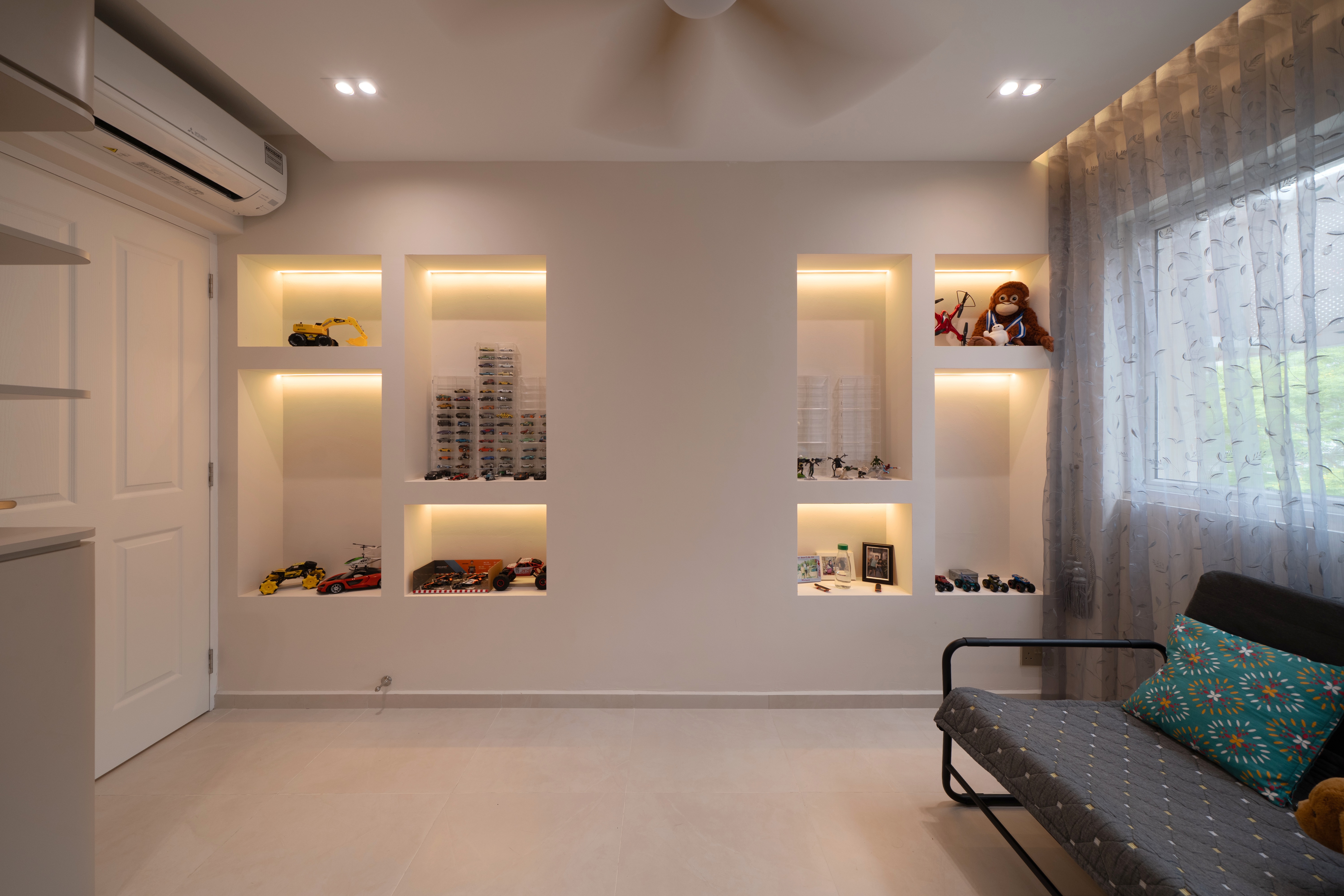 Open space executive home for a family of 4