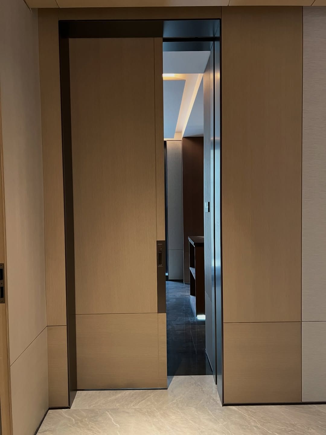 Stylish, modern custom carpentry