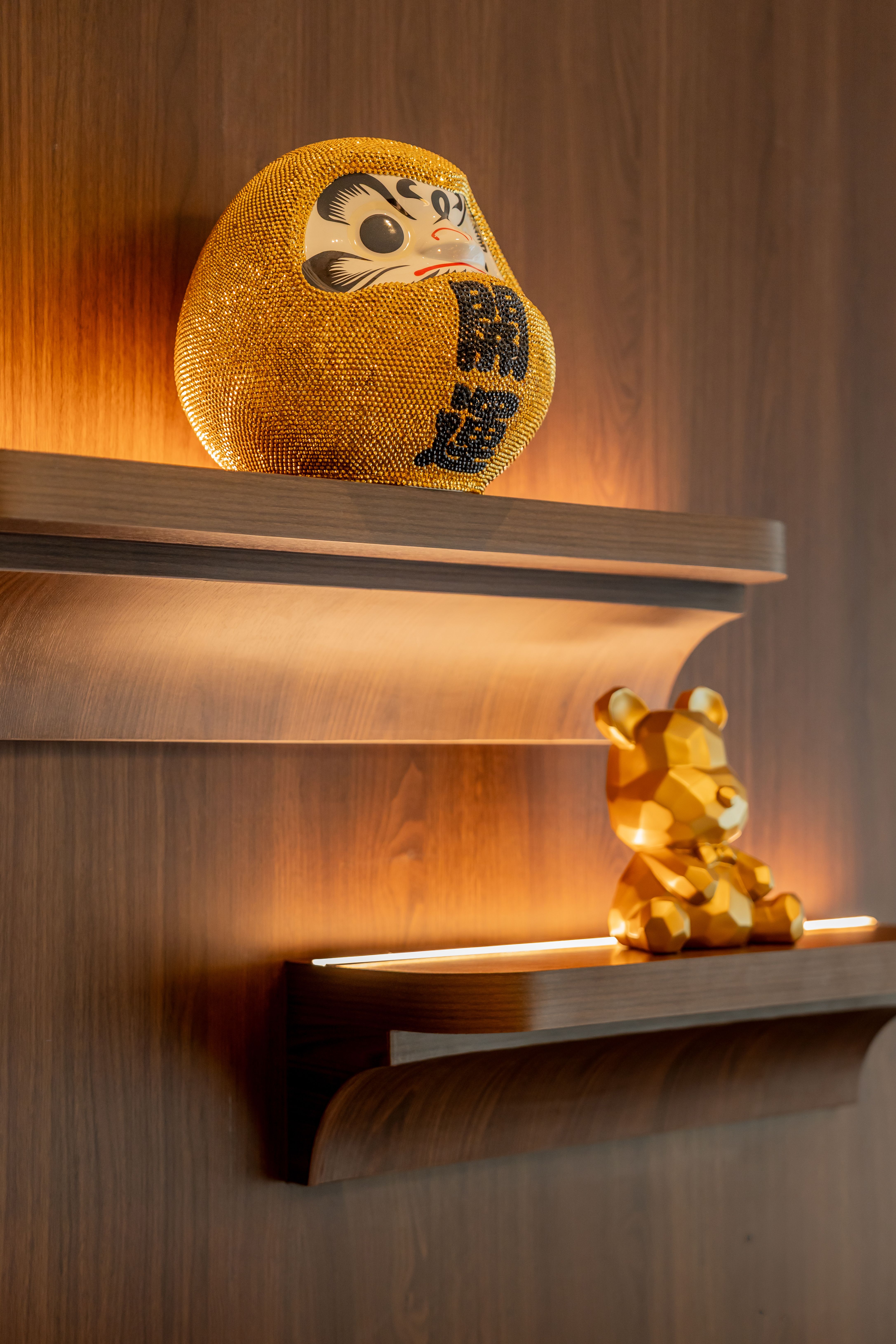 ✨ Where Curves Speak Softly In the heart of One Pearl Bank