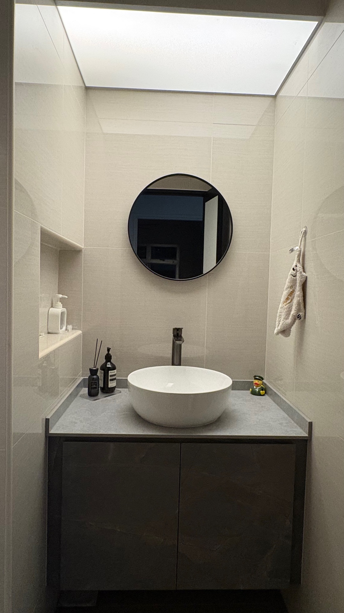 What’s in our bathroom cabinet 👀