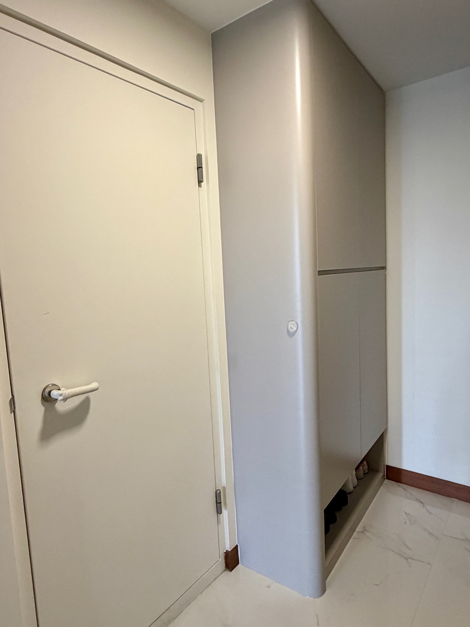 House tour on a hill ⛰️ Check out HillsideNook🏡