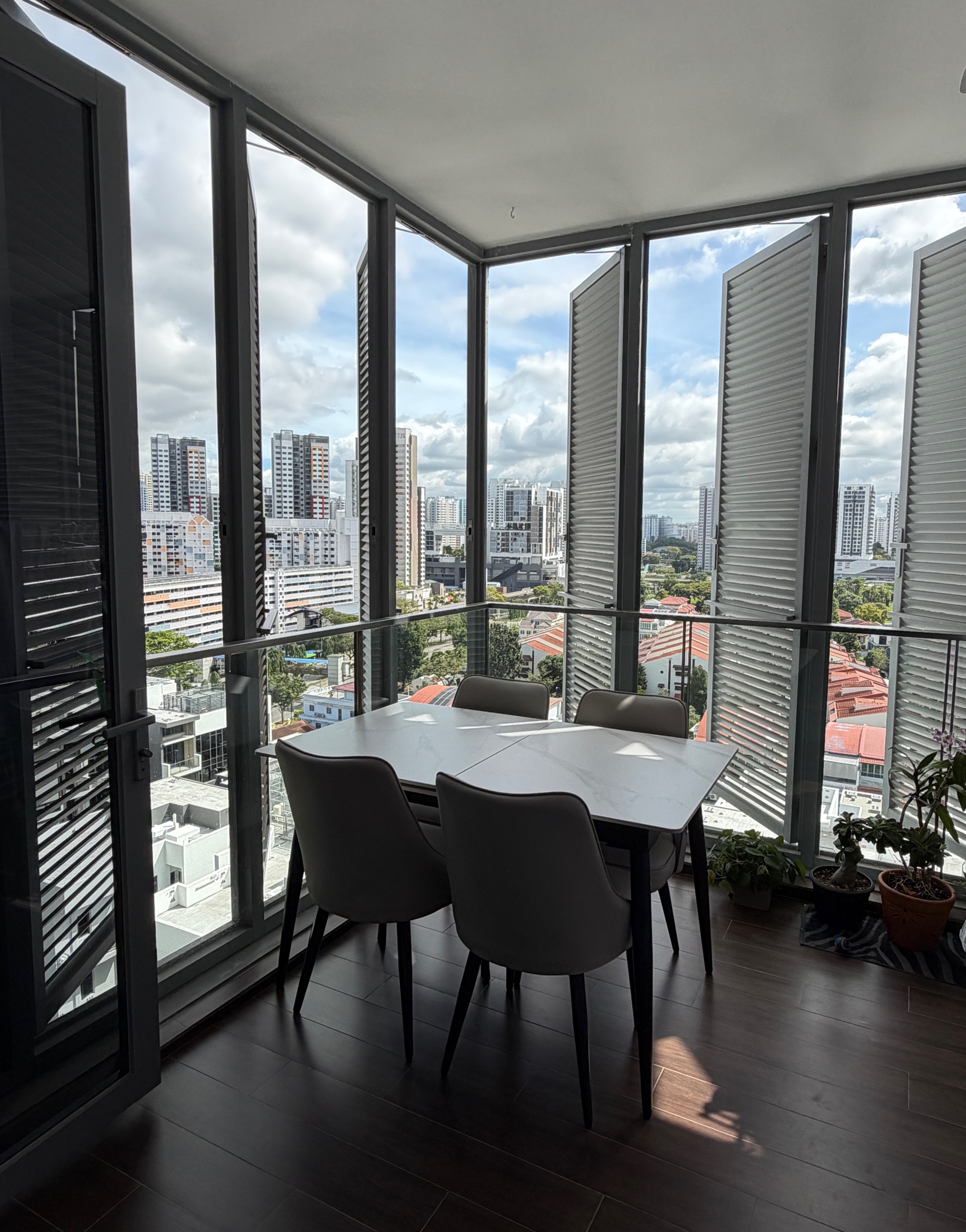 House tour on a hill ⛰️ Check out HillsideNook🏡