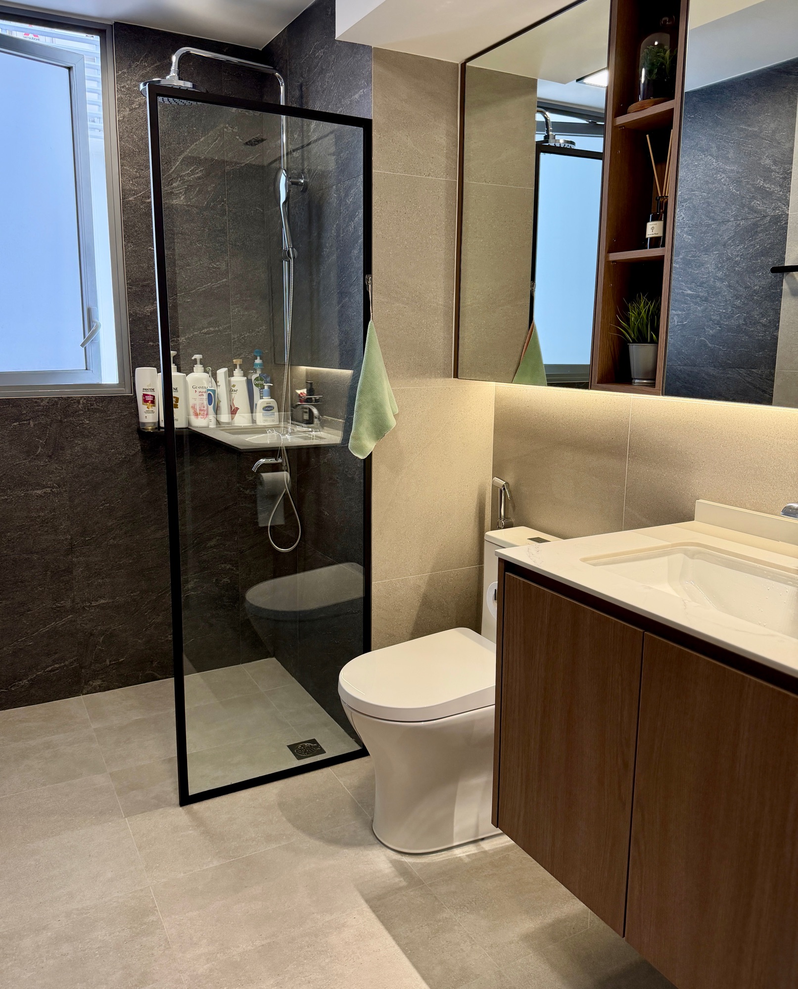 House tour on a hill ⛰️ Check out HillsideNook🏡