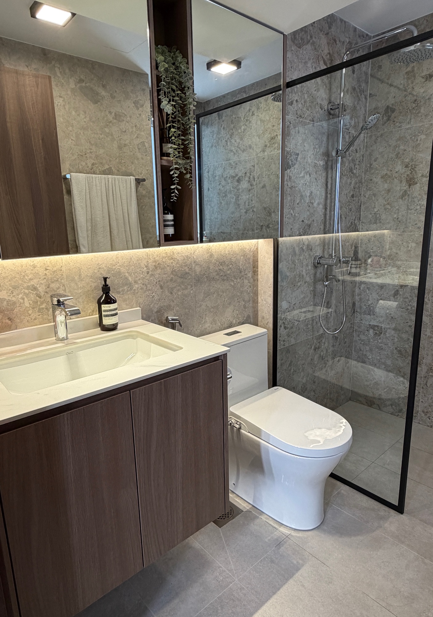 House tour on a hill ⛰️ Check out HillsideNook🏡