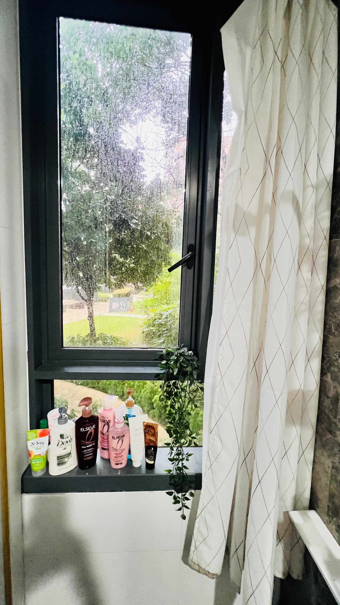 Floral Bathroom Design ☘️