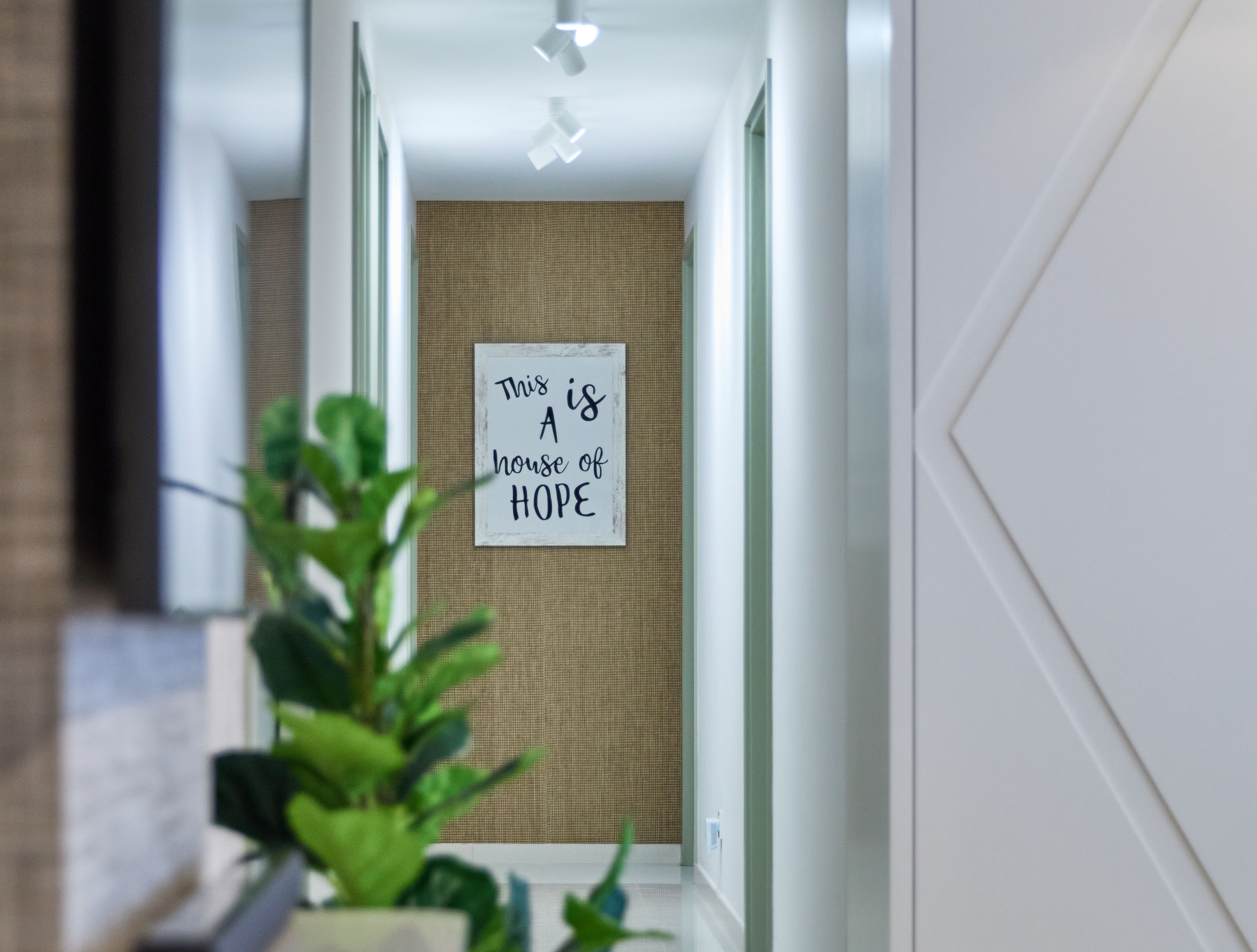 Coastal Living @ The Seaview condominium in District 15