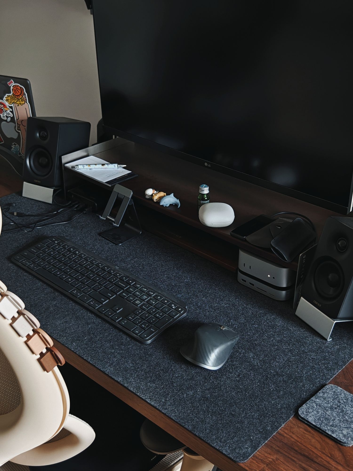 A content creator workdesk