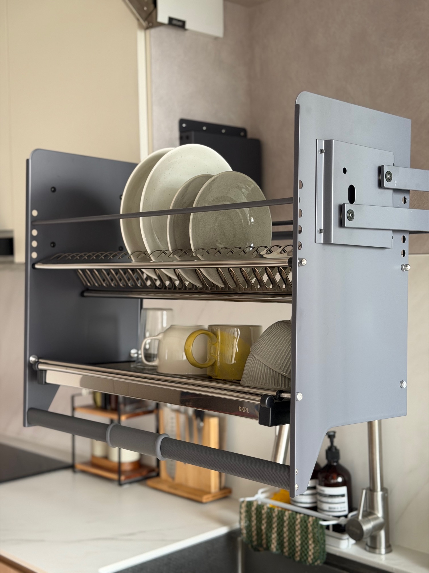 Is a pull-down dish rack worth it?