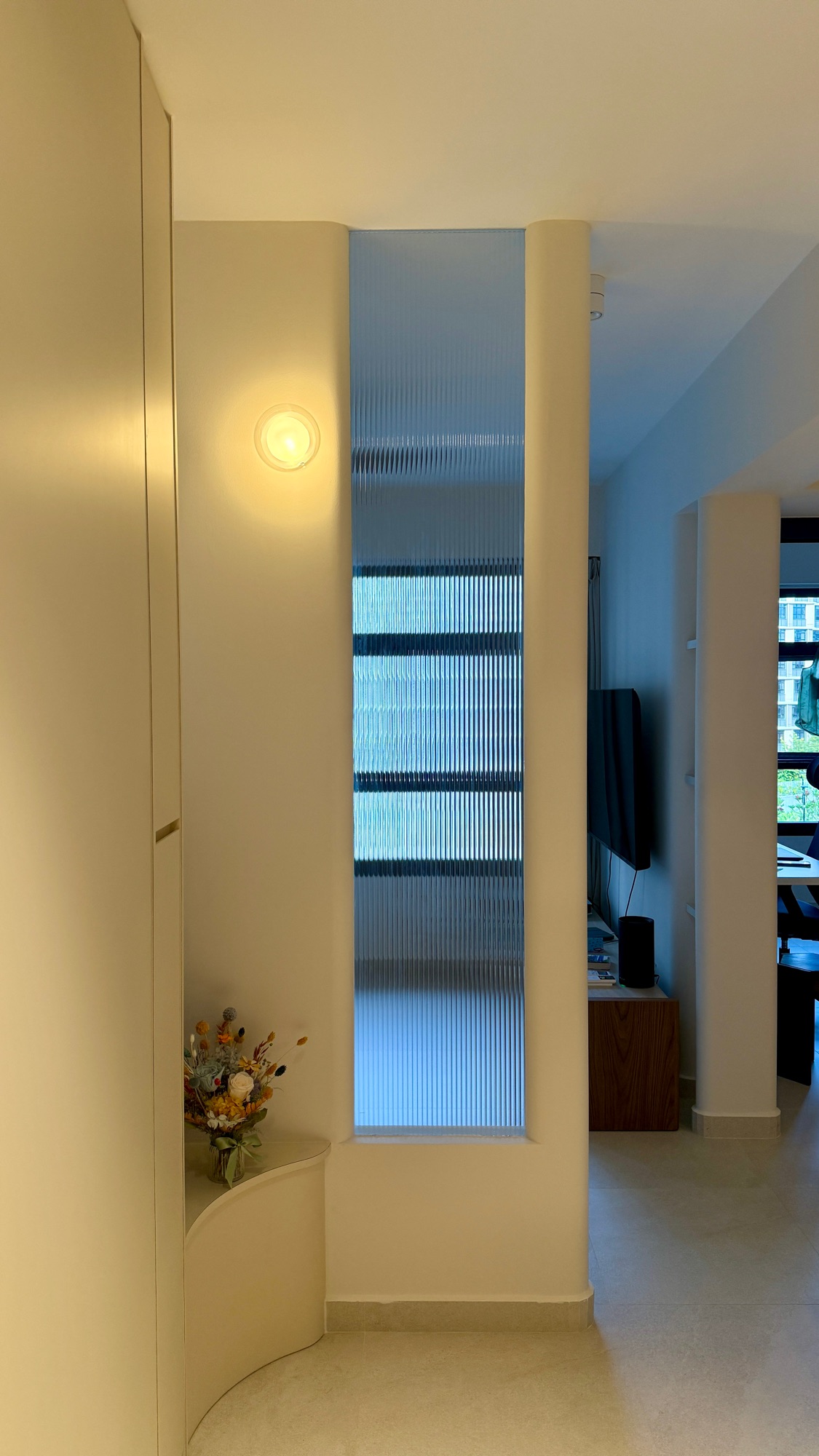 First-Impressions:-Our-Entryway