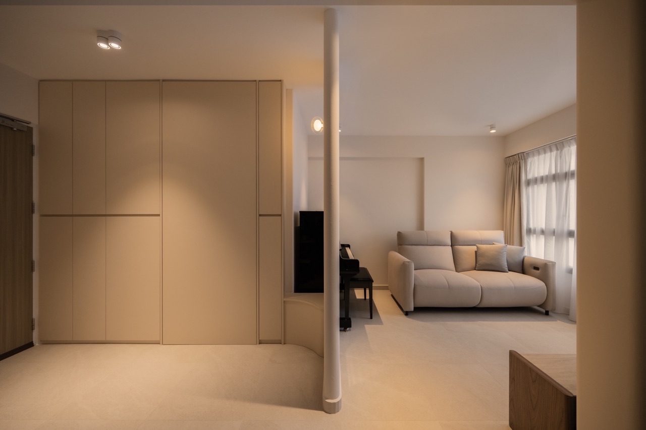 First Impressions: Our Entryway