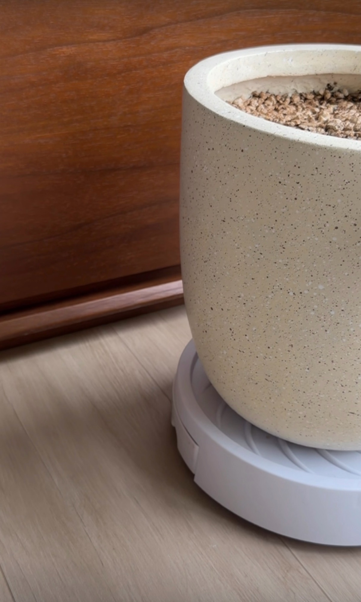 Setting your home smarter, not clean harder.