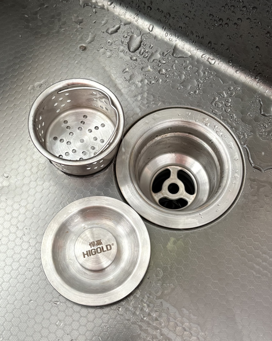 Our 2.5 year old Taobao sink - still going strong!