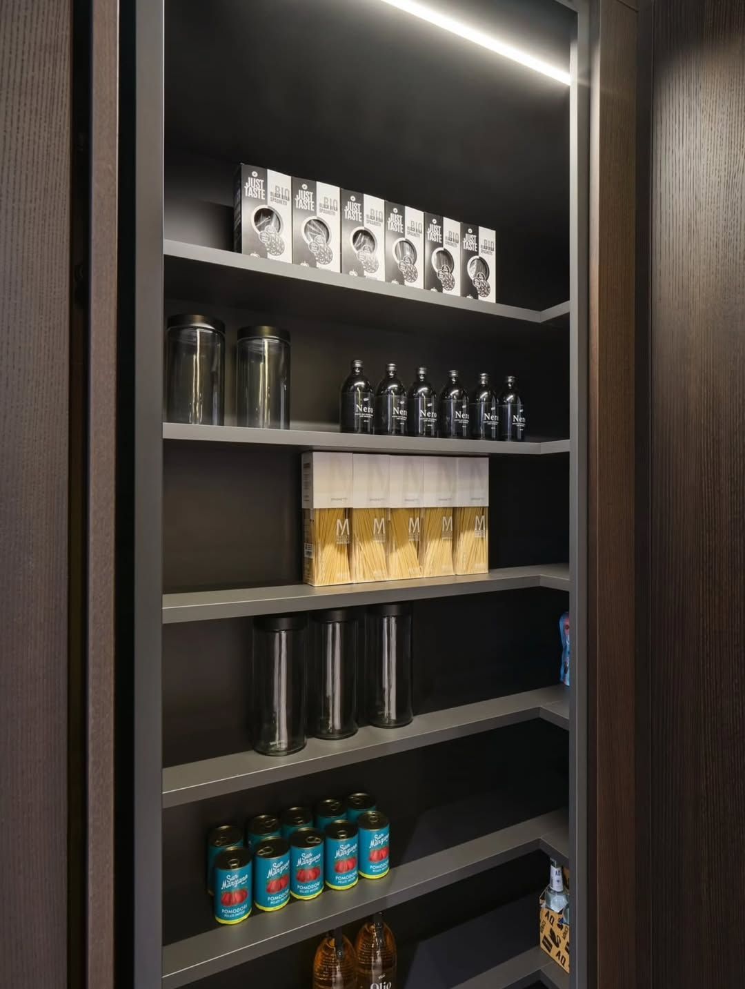 Stylish modern kitchen design