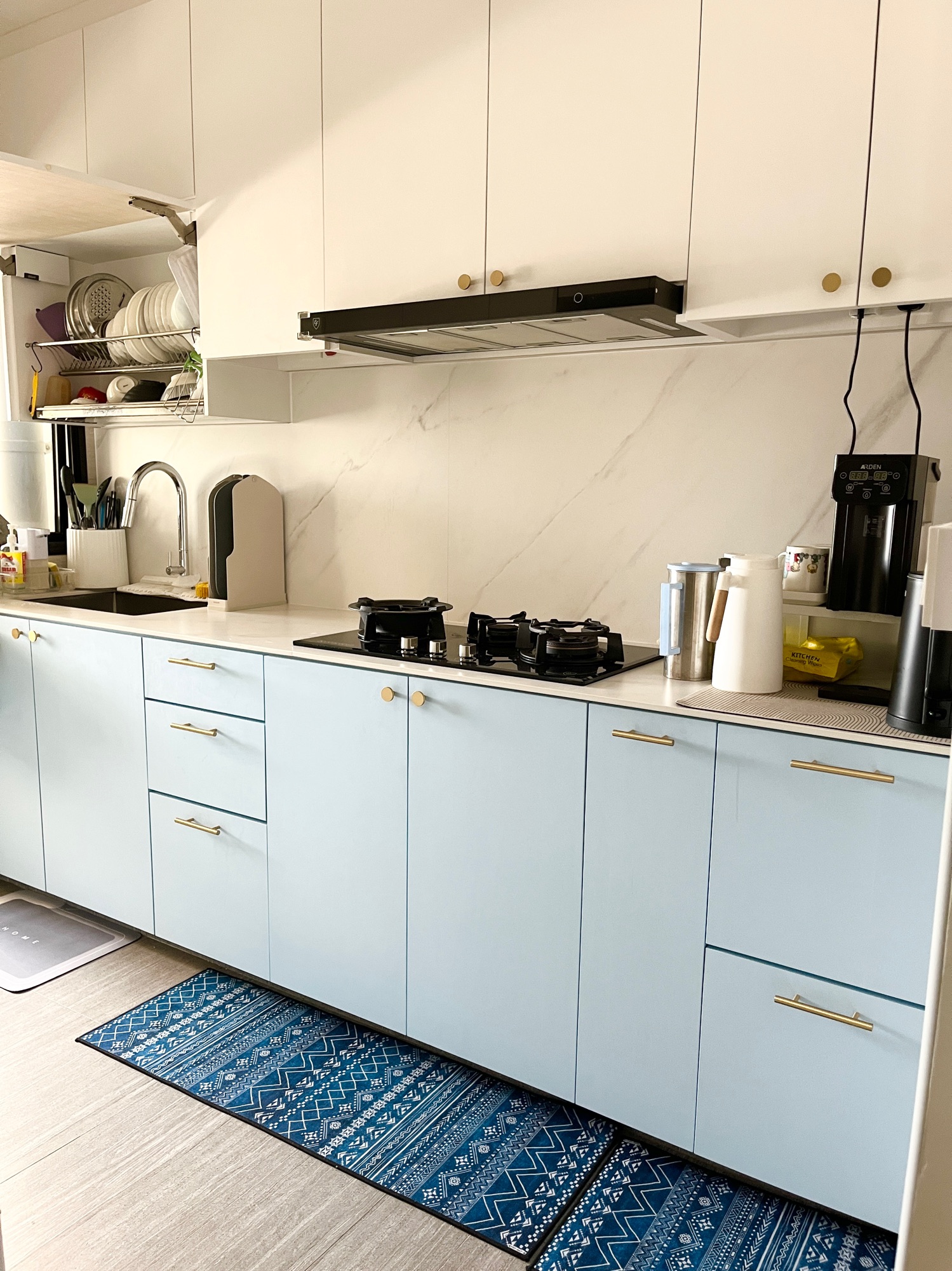 Customer home photo 1: Our functional kitchen!