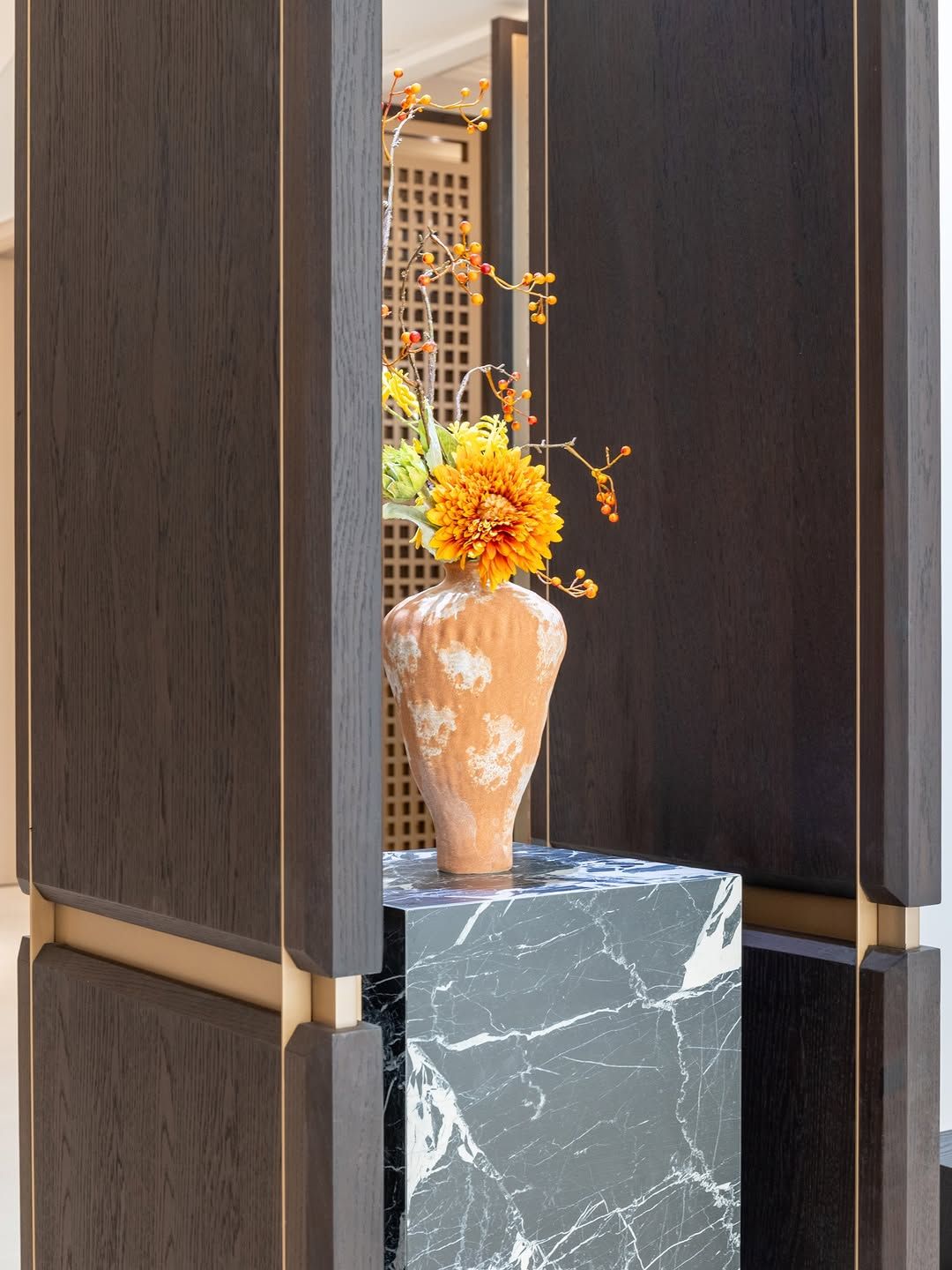 Sophisticated-carpentry-design-details