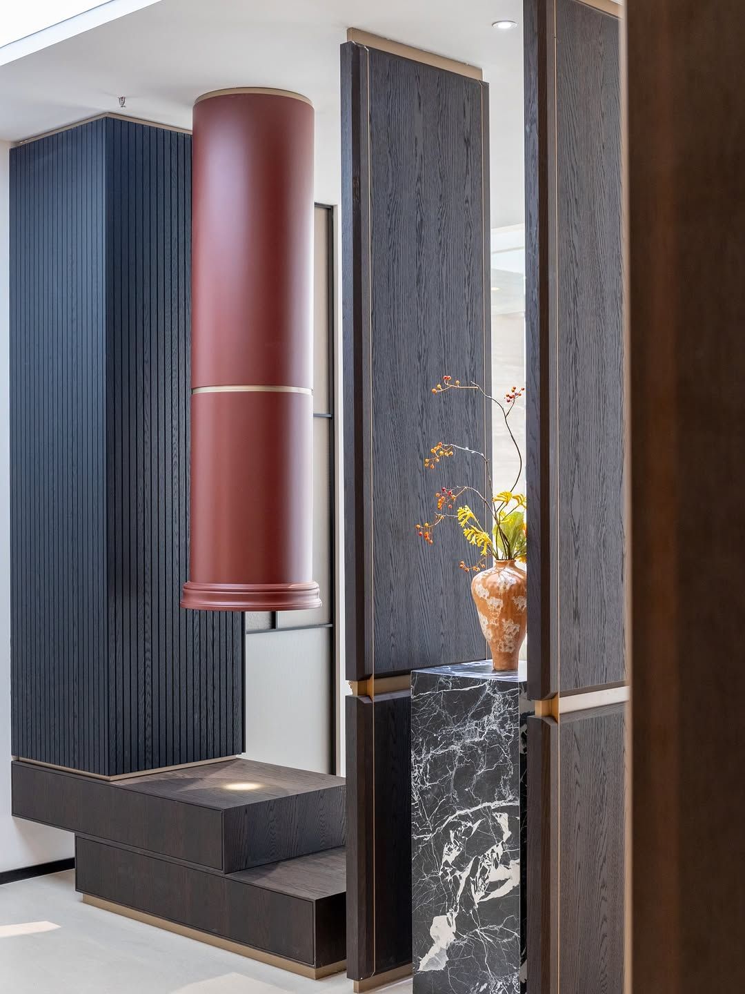 Sophisticated carpentry design details