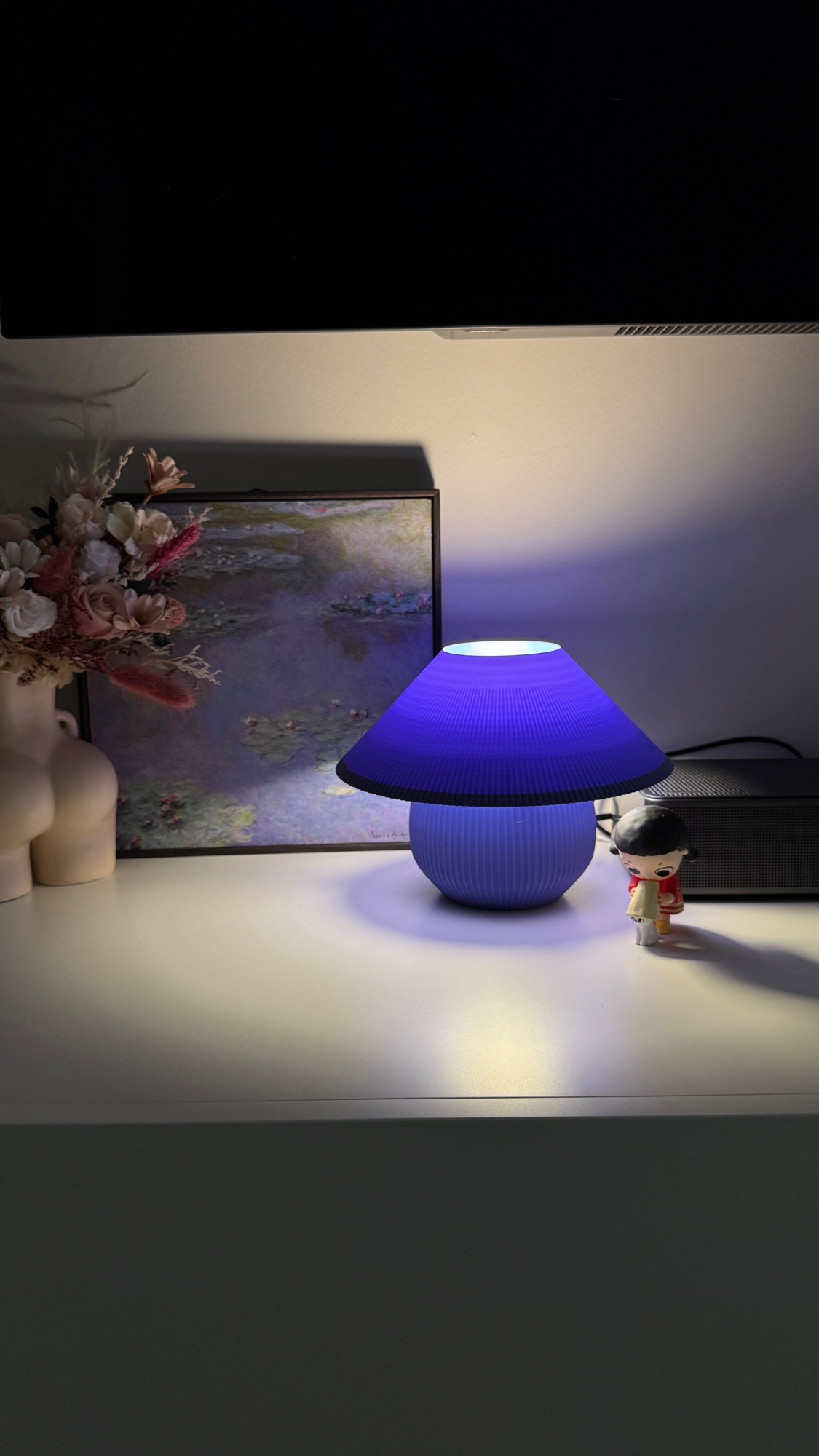 our little lamp collection ✨💡