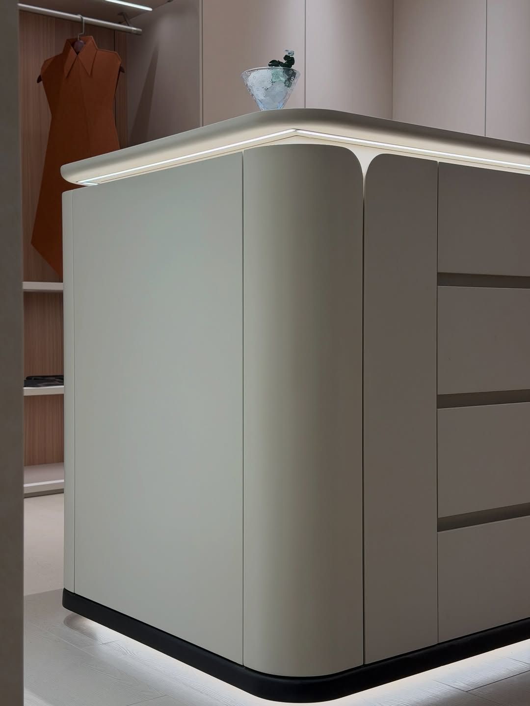 Stylish walk-in wardrobe island design