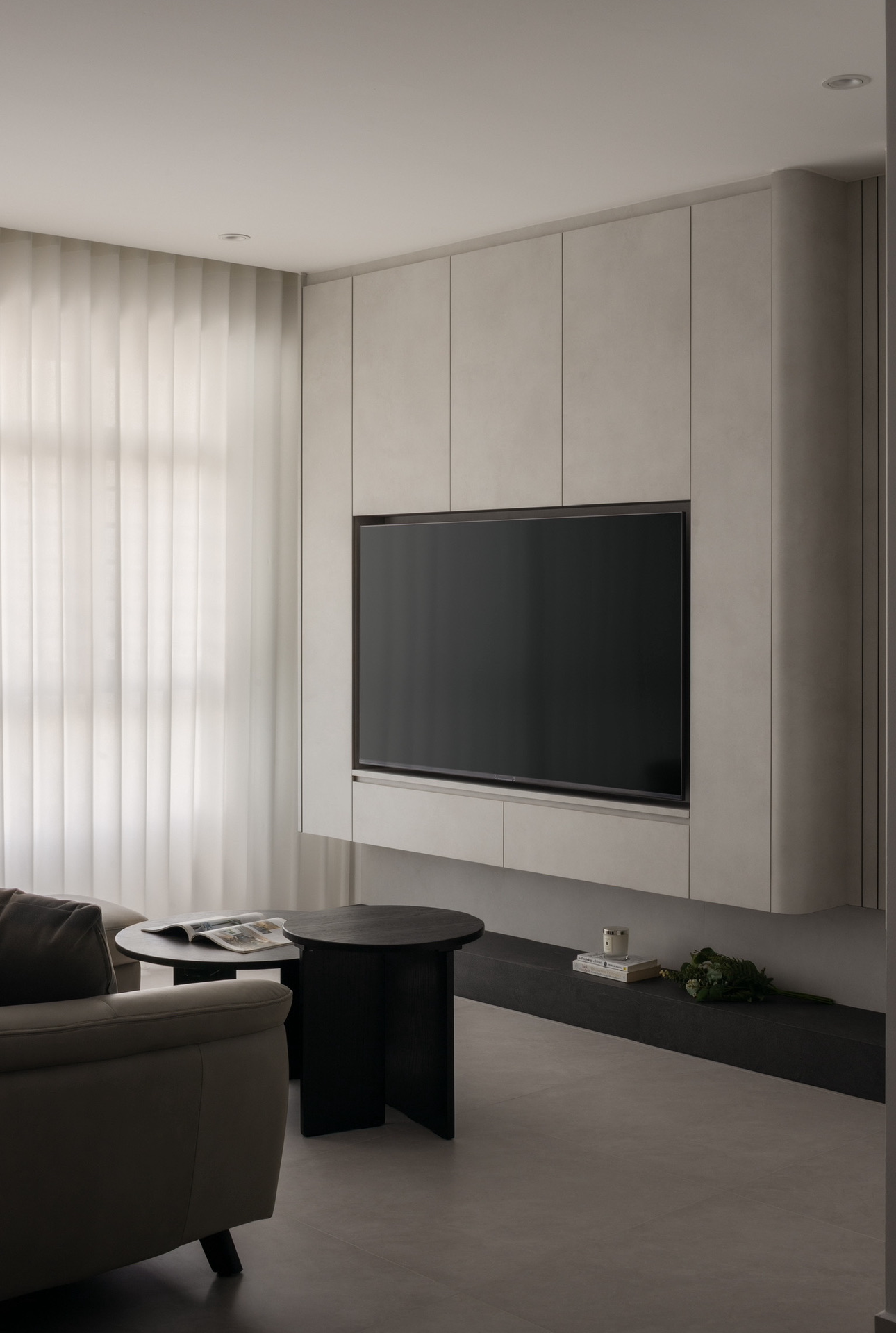 Where-Modern-living-meets-Minimalist-charm-🩶