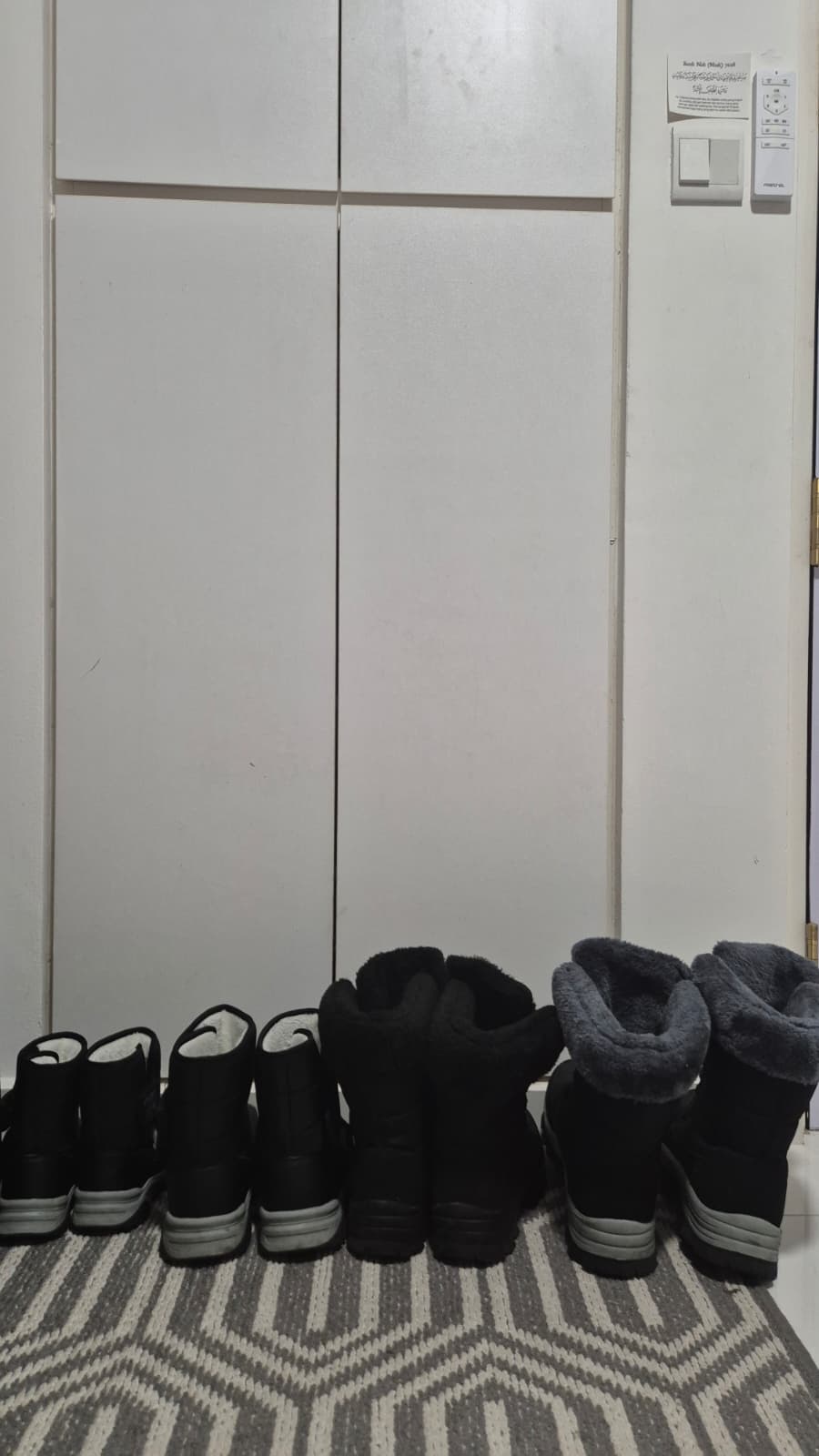 Hacks to store your winter boots