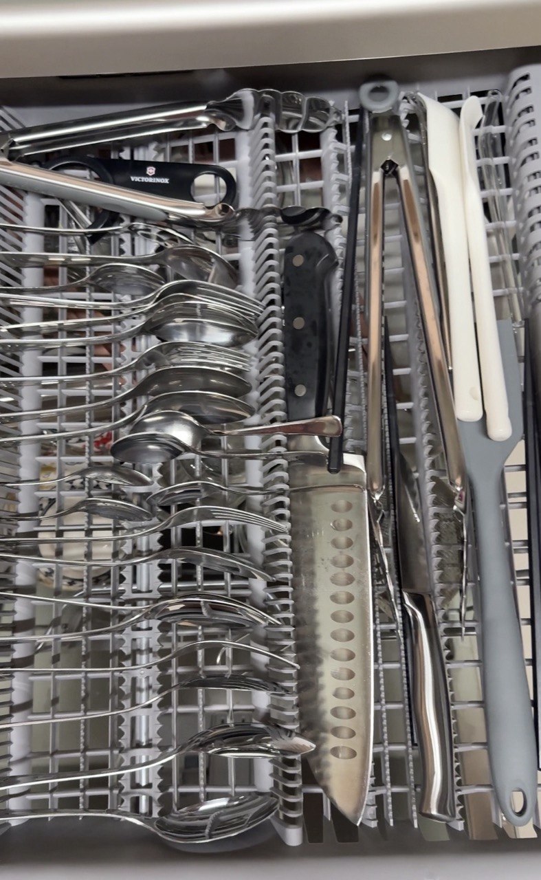 Our #2 Lifesaving Home Upgrade: Full Sized Dishwasher 🍽️