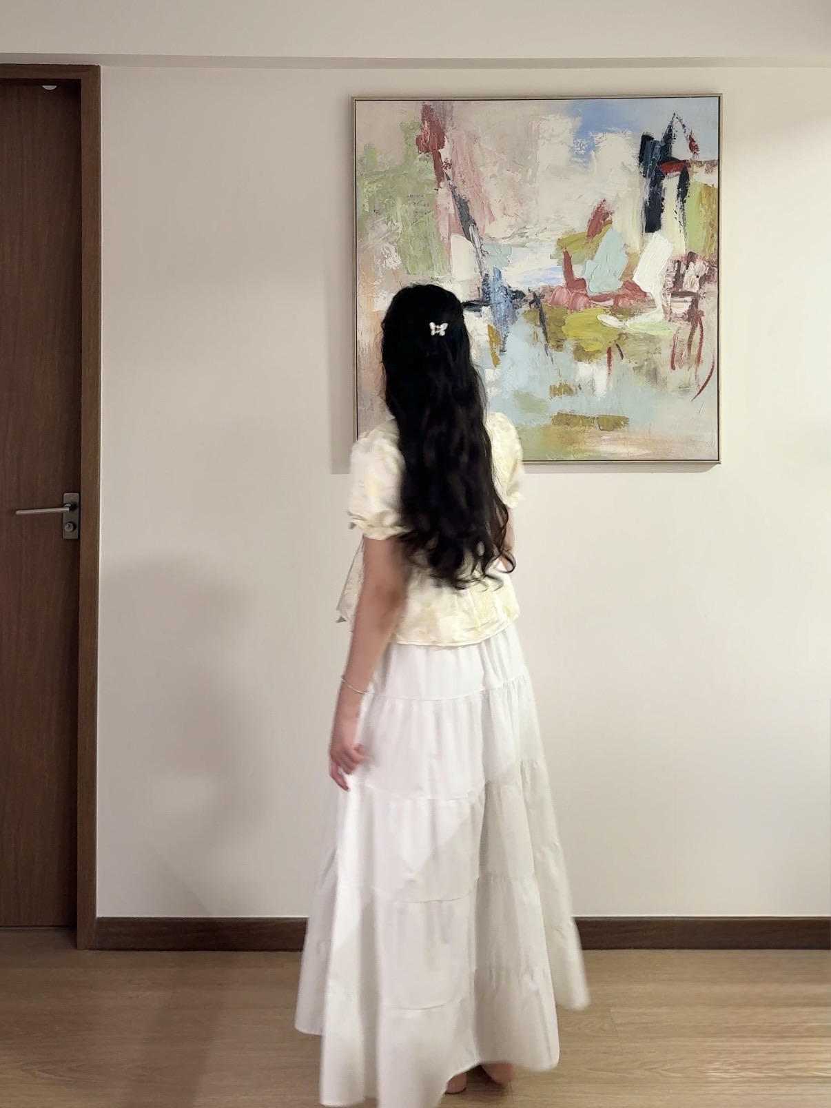 From Plain to Polished: The Power of One Statement Piece