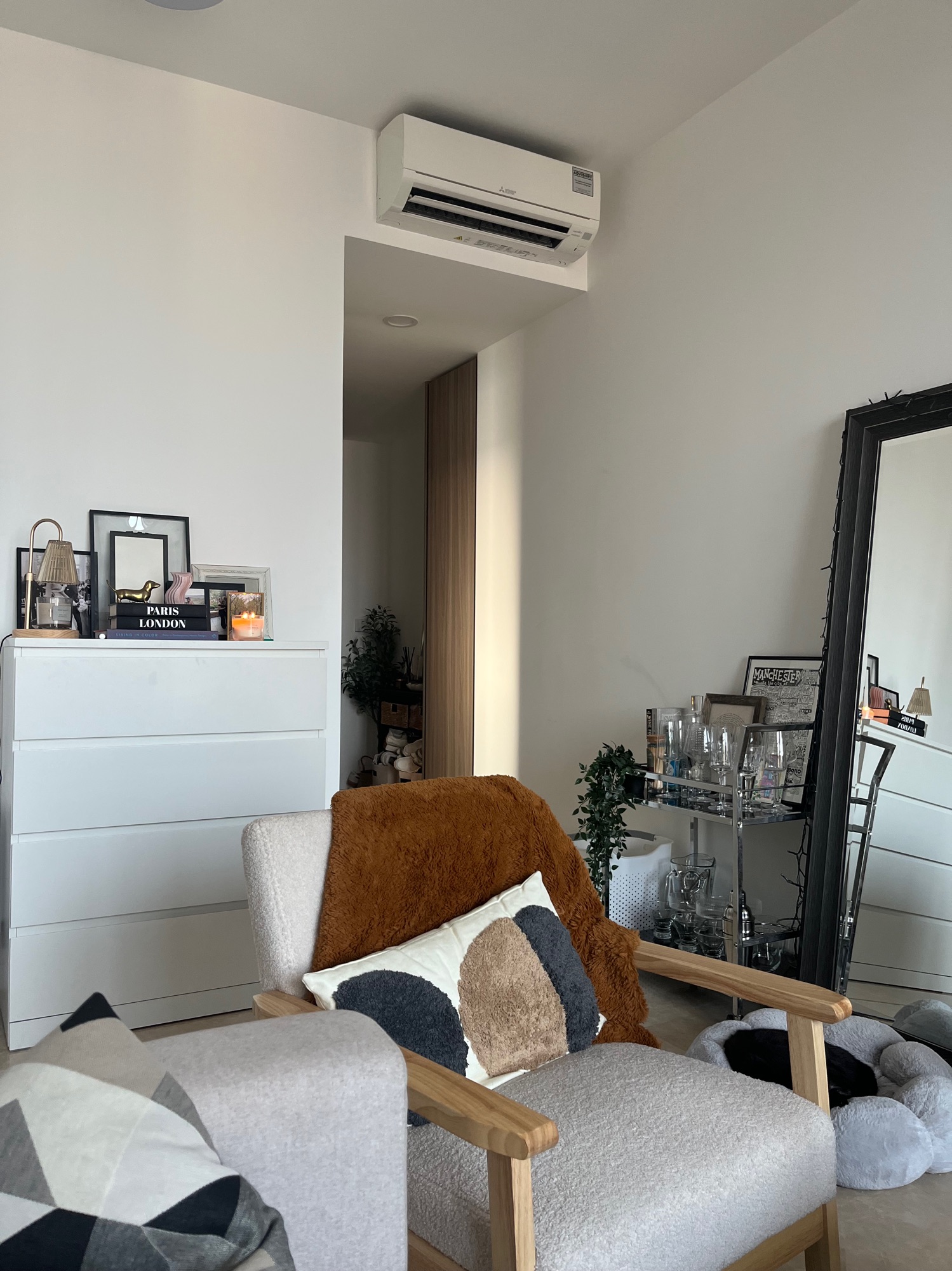 Make every corner visually interesting in your tiny apartment