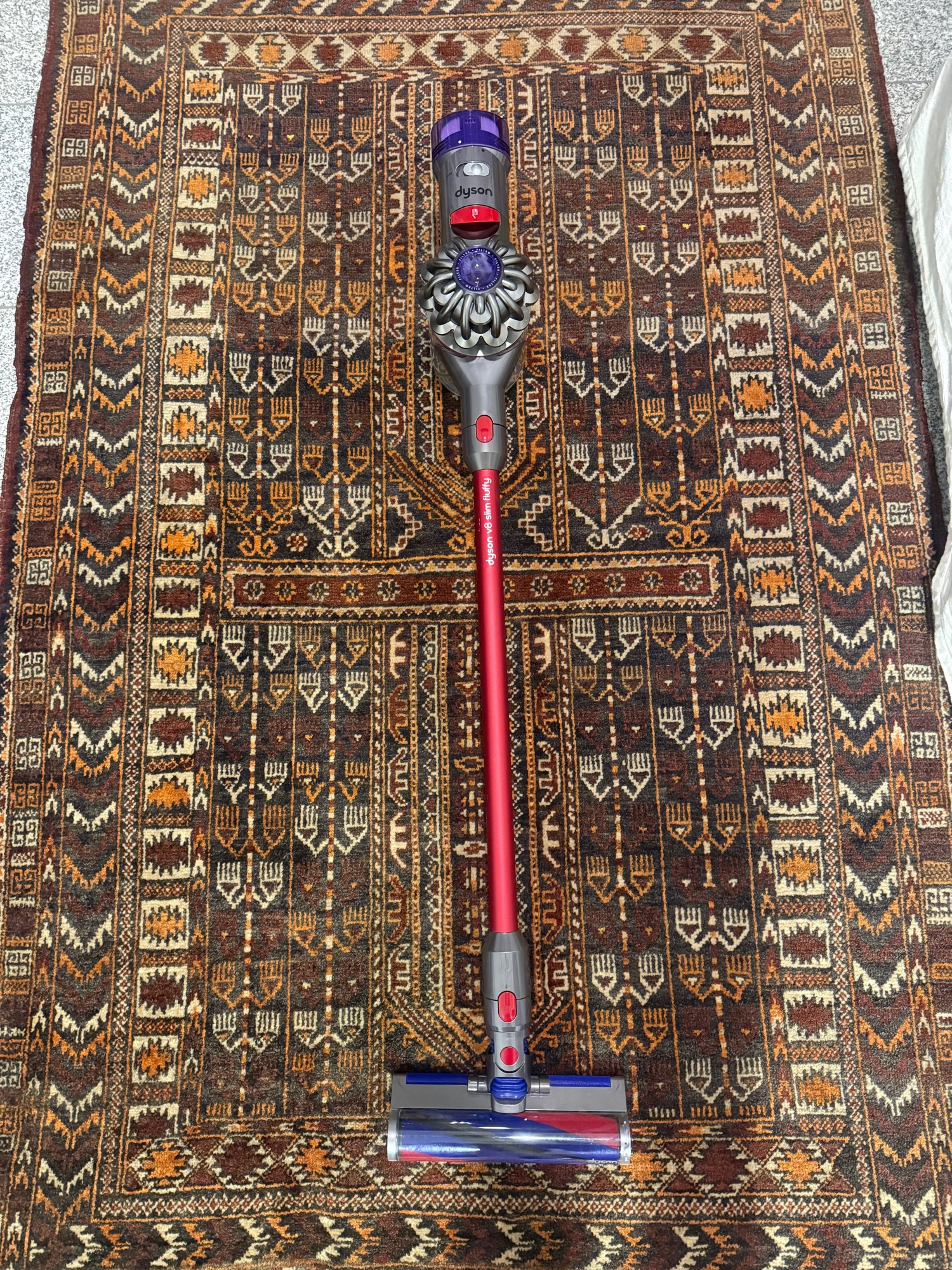 Are you looking for Dyson products? Check out what we have!