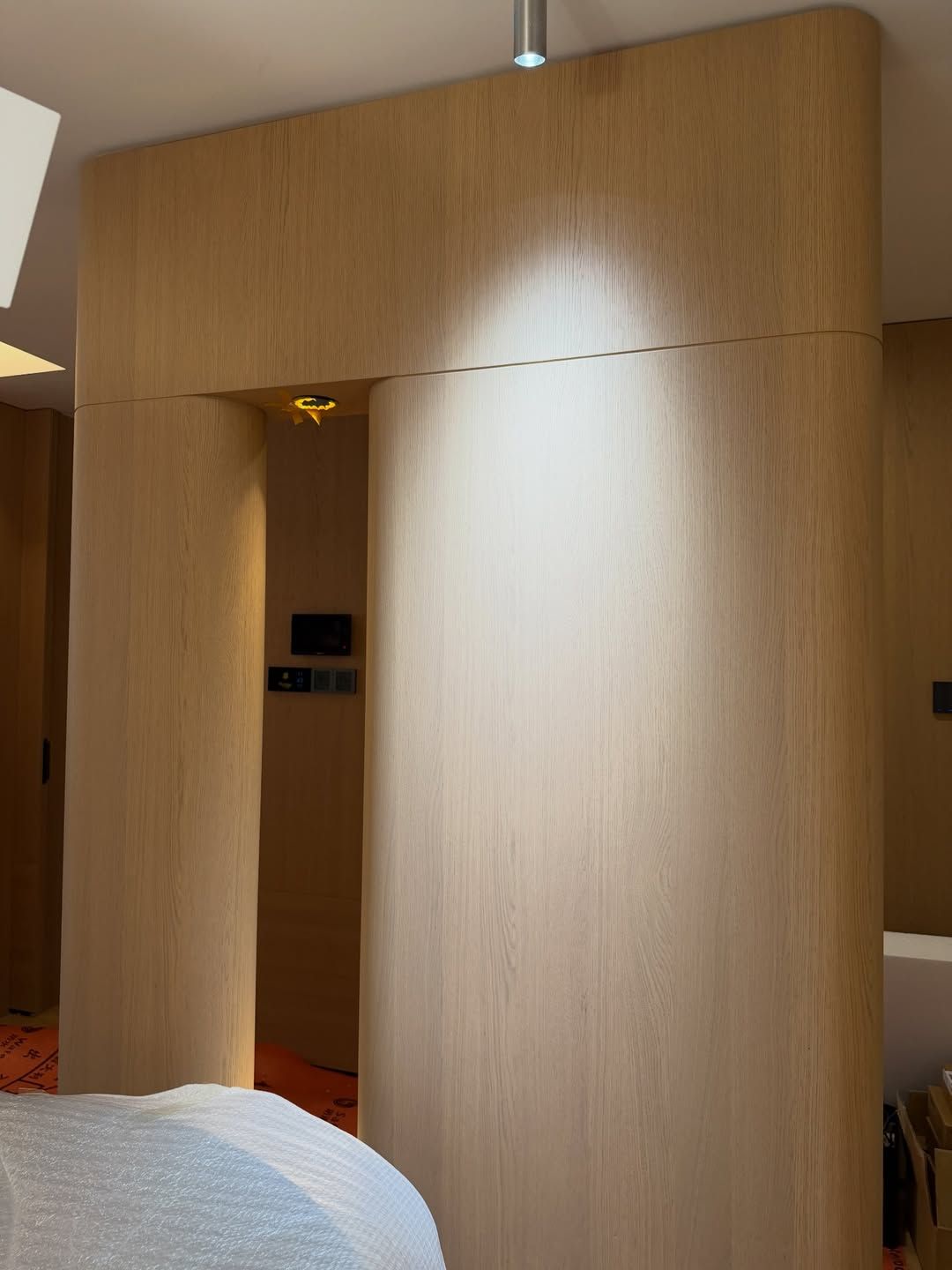 Curved bedroom wall design