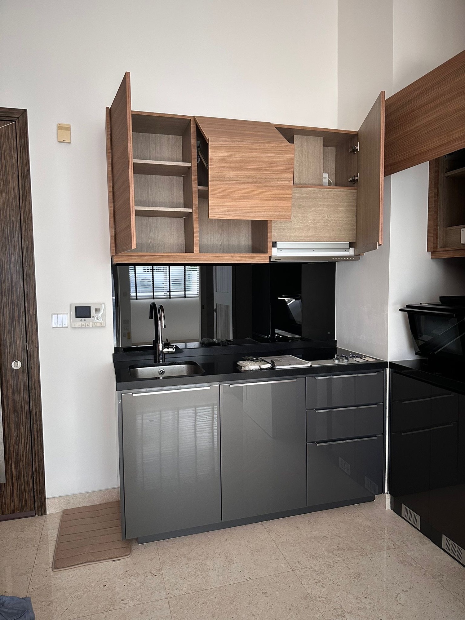 How-do-you-function-in-a-small-kitchen-space?-