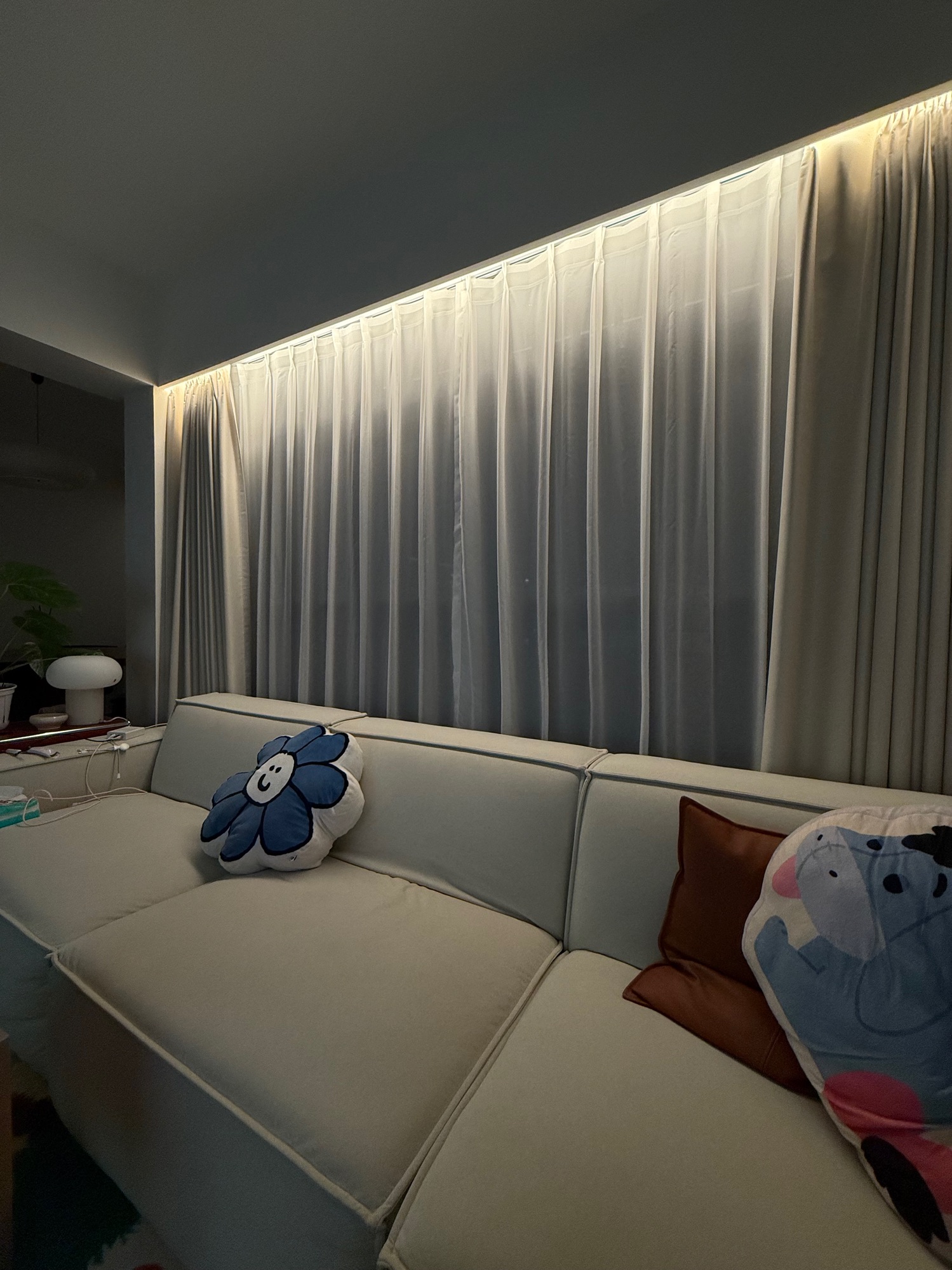 Our weekday nights 🌒