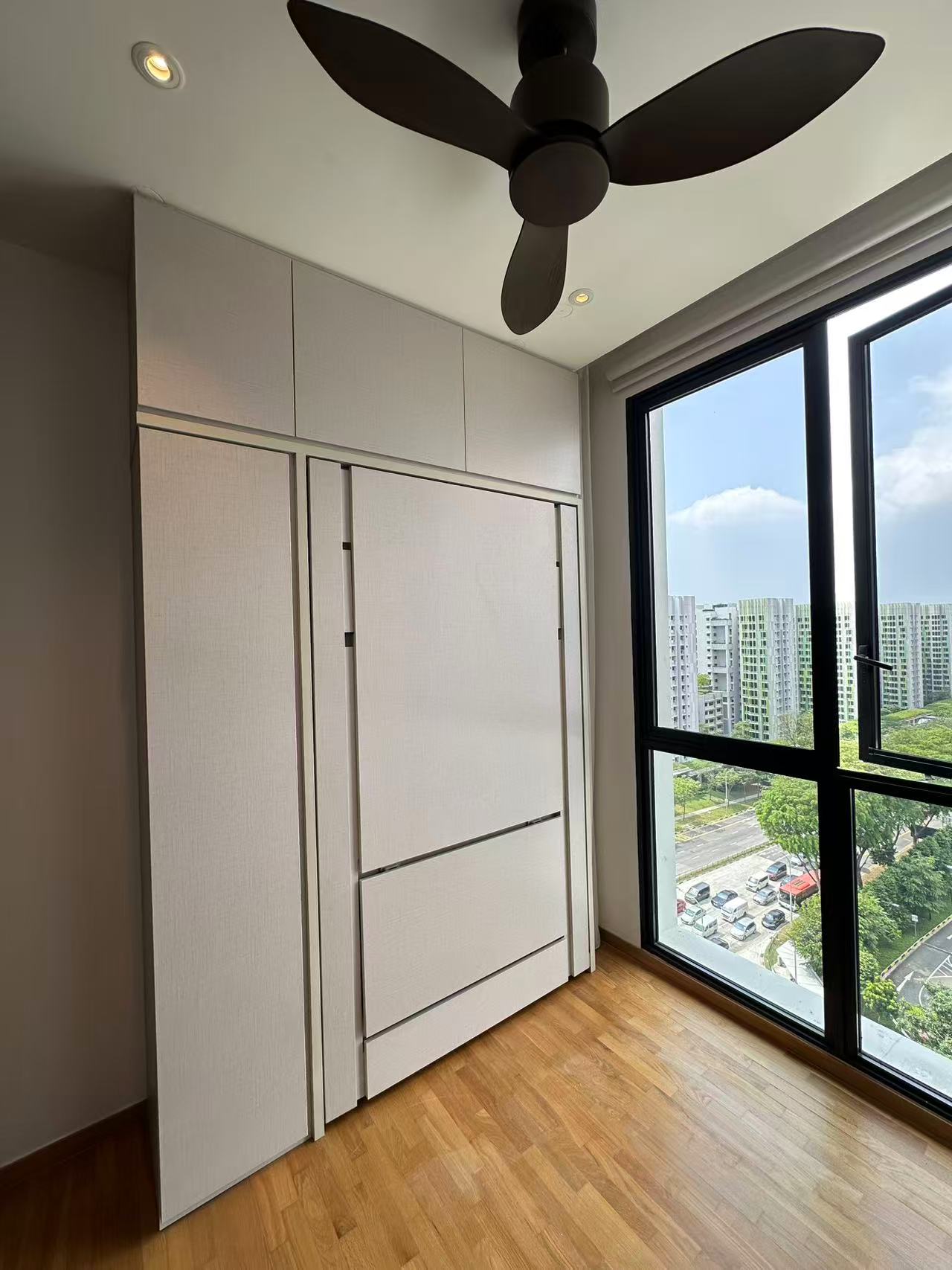 Space-Saving Murphy Bed with Foldable Desk