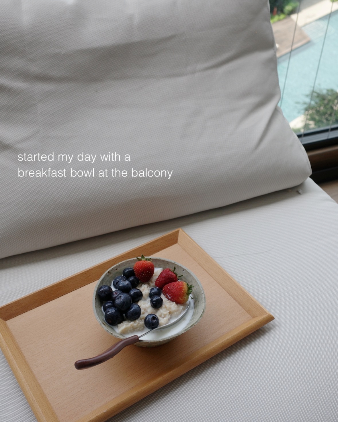 Day in my life: solo date on a MONDAY as an office worker + mama