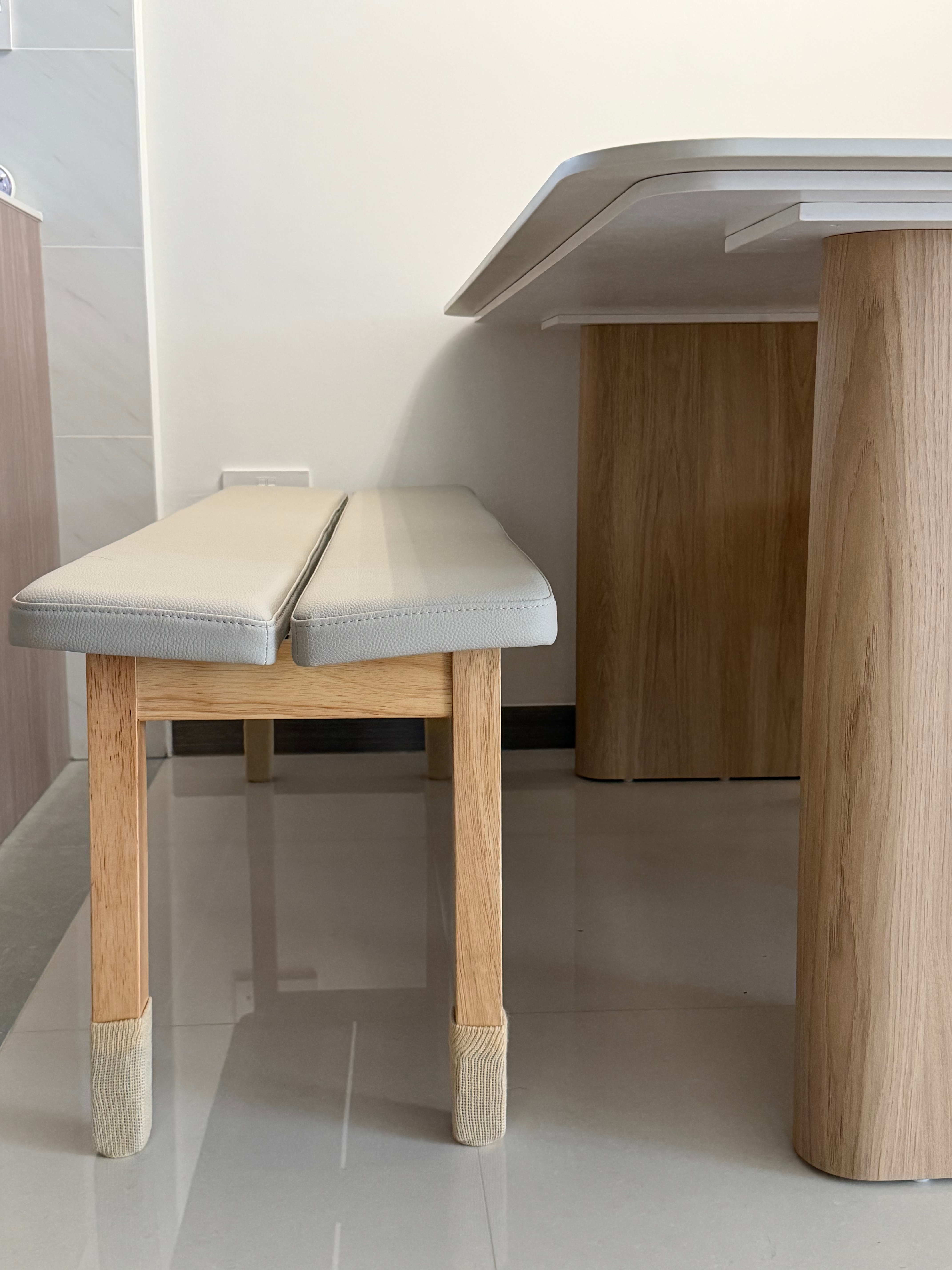 Our Dining Area: The Scandi-style 🍄‍🟫🍴🪵🪑🤎