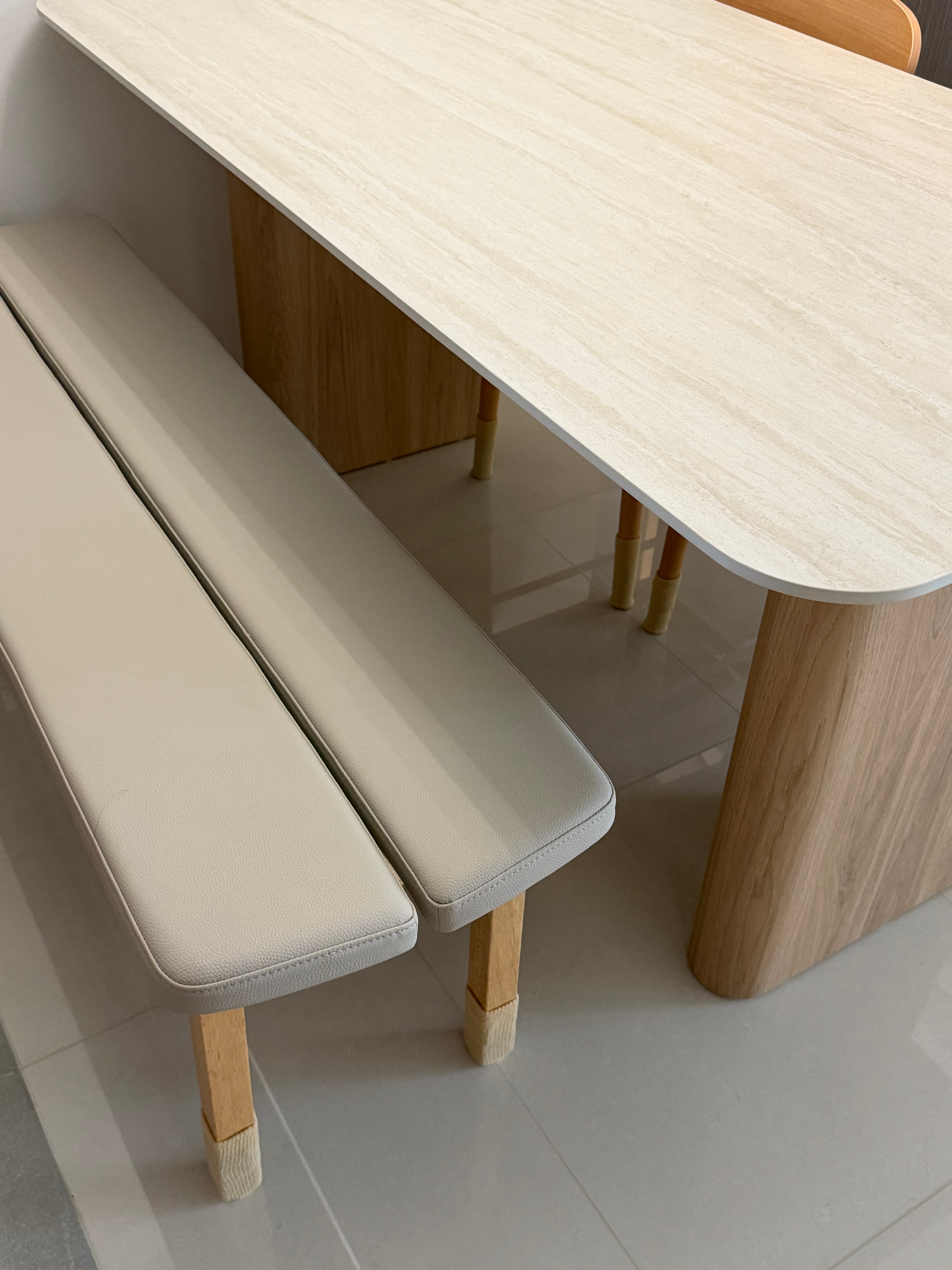 Our Dining Area: The Scandi-style 🍄‍🟫🍴🪵🪑🤎