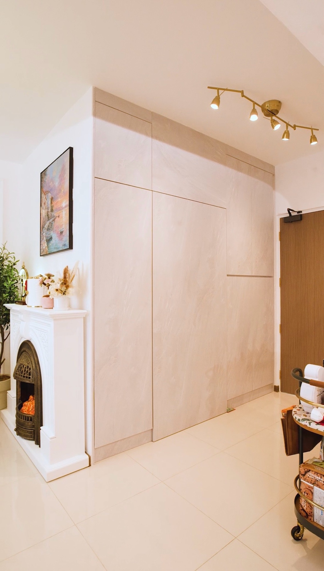 Our-home-tour!-—-Modern-Victorian-🏡-