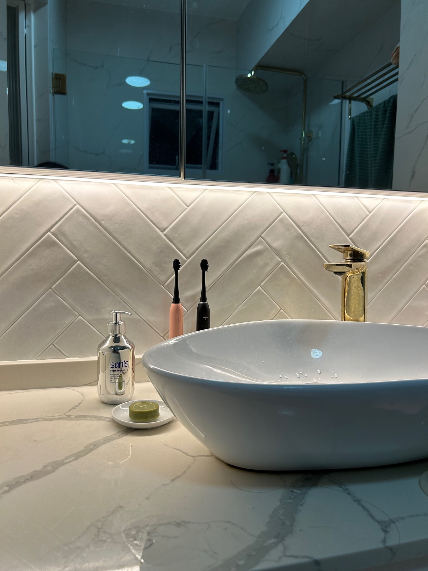 Home tour [part 2] Our $90k reno with 2 unique bathroom design
