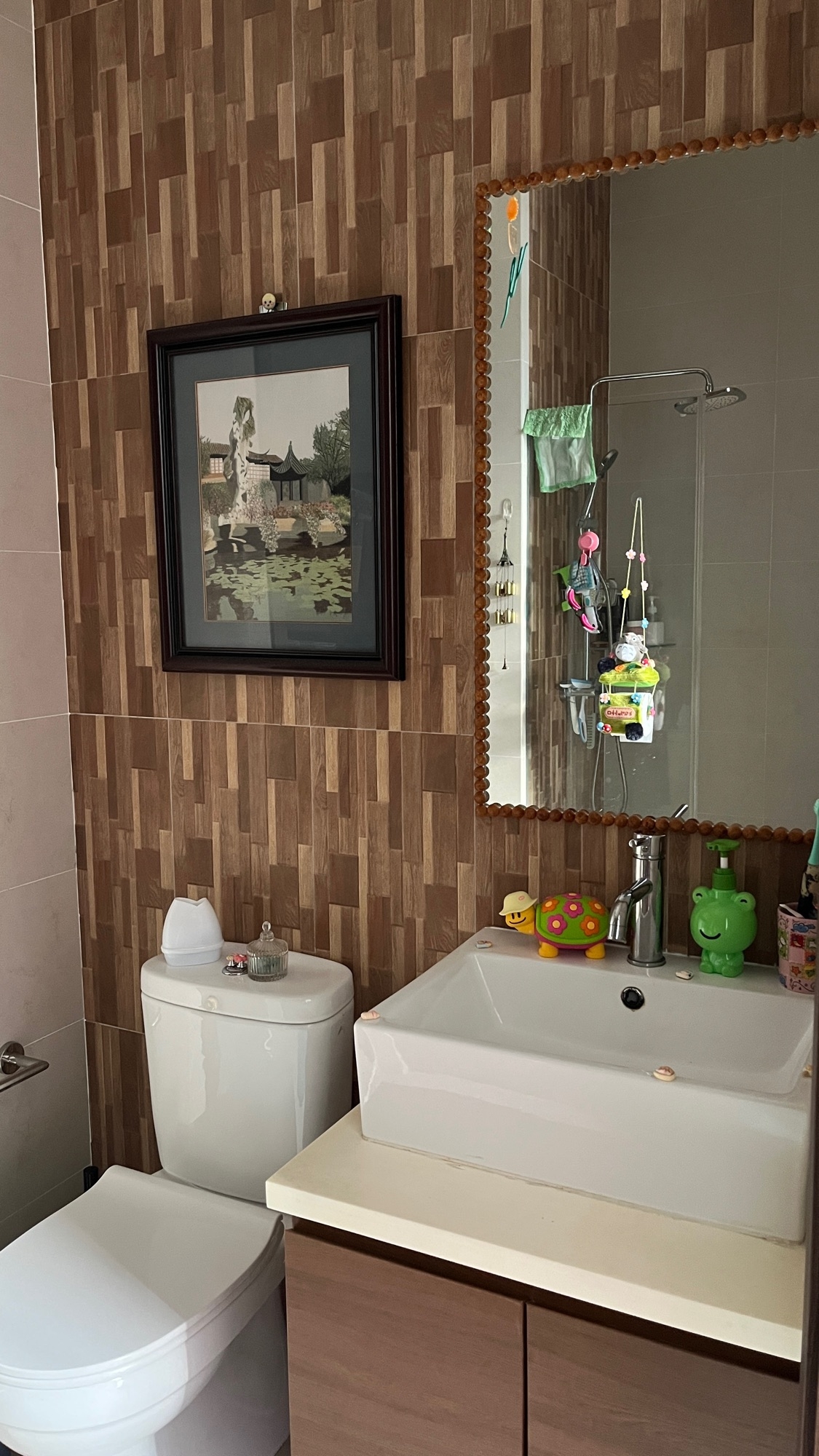 Bathroom-essentials-🪄-