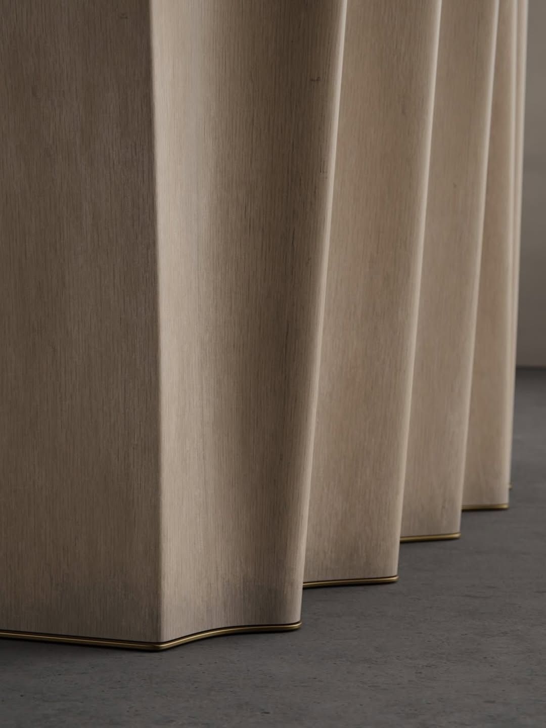 Wall skirting design for a sophisticated look