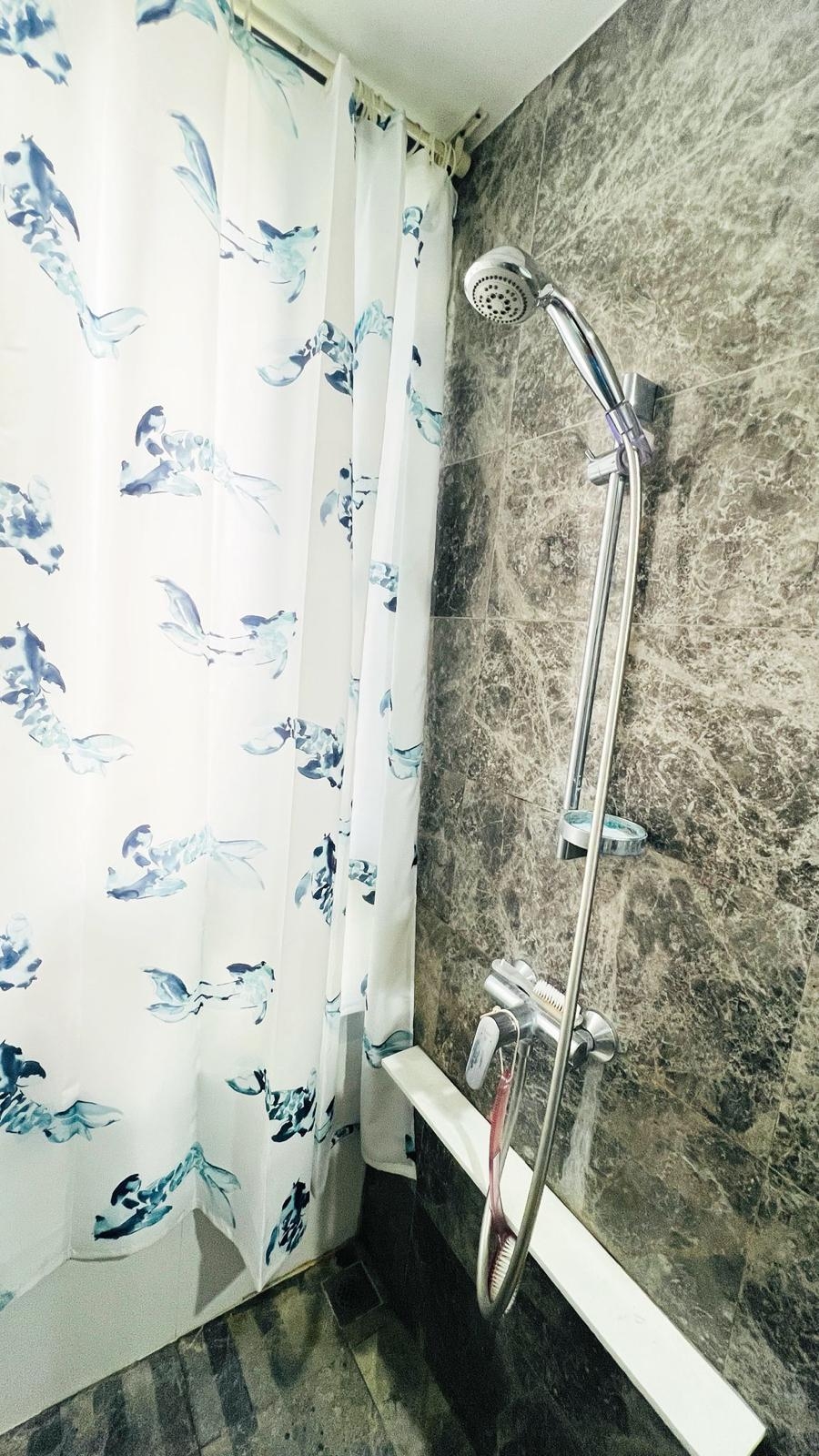 Smart-solutions-for-your-shower-cubicle