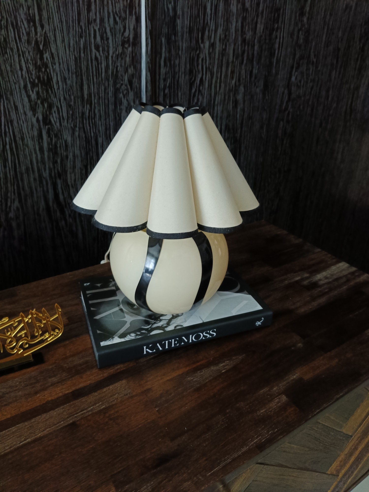 Lamps-in-every-corner-of-the-house-