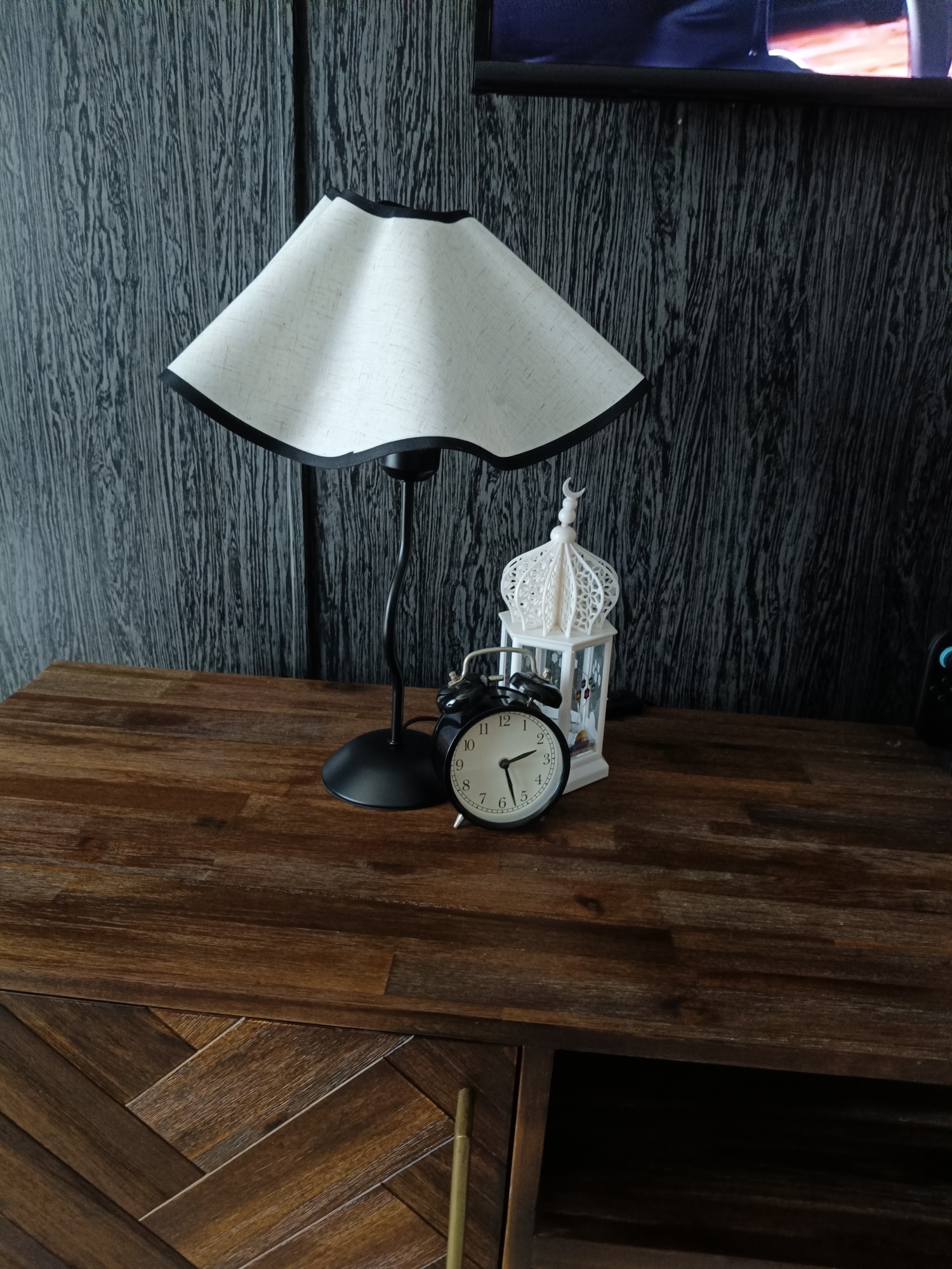 Lamps in every corner of the house