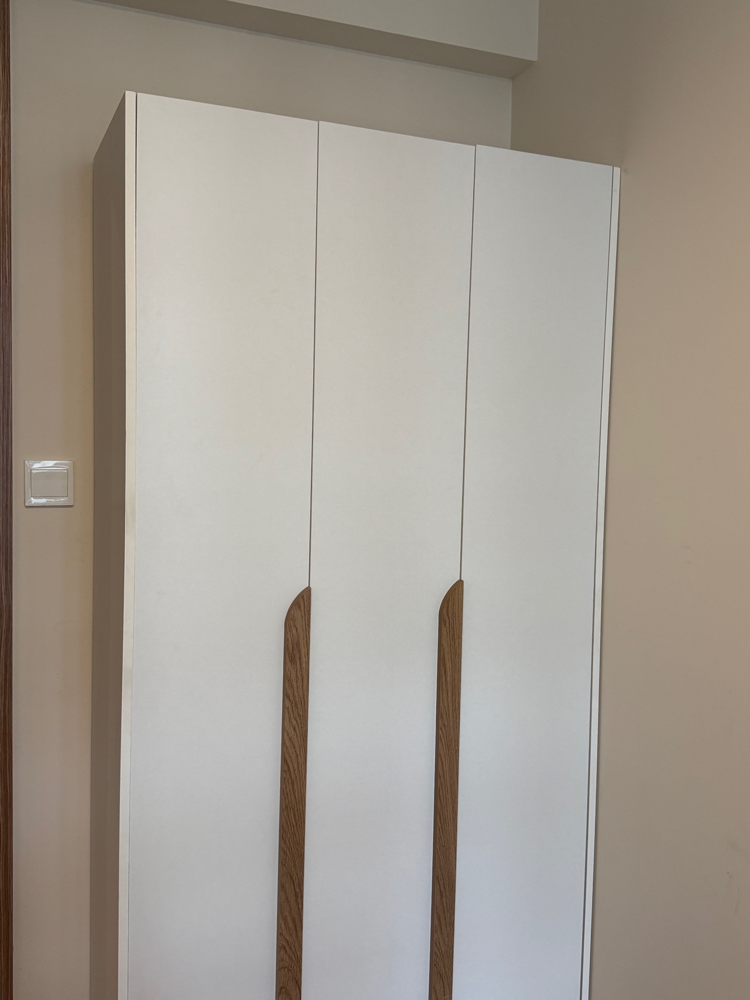New Hipvan wardrobe: honest review